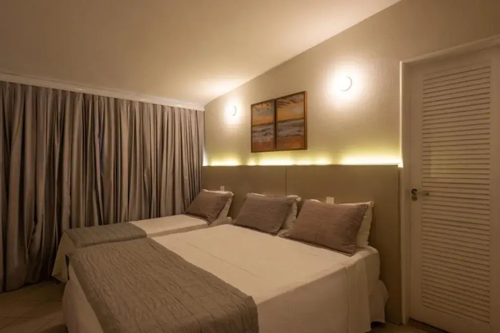 Superior Triple Room in Malibu Plaza Hotel Superior Triple Room in Malibu Plaza Hotel