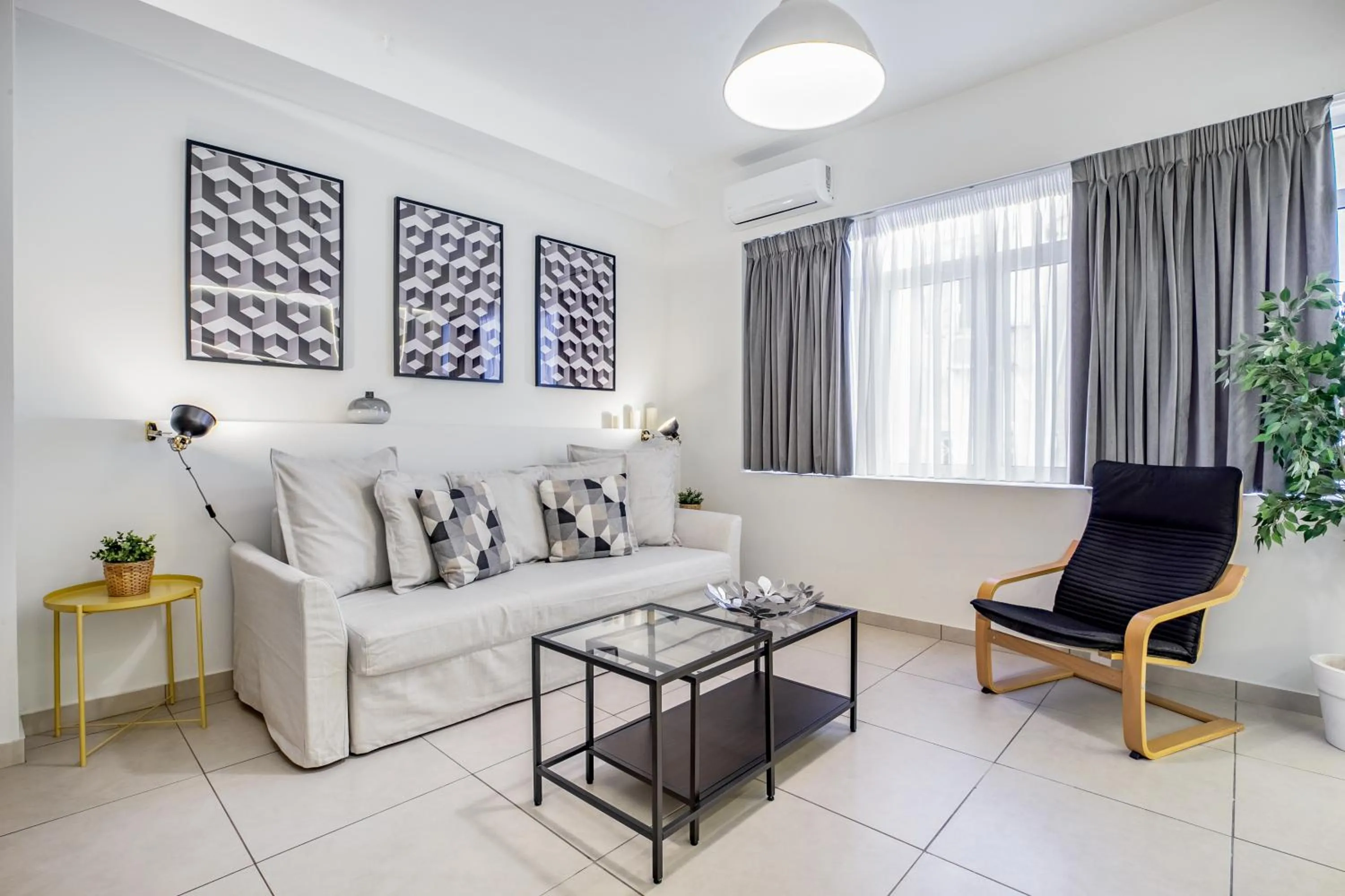 Supreme B1 Apartment in Syntagma