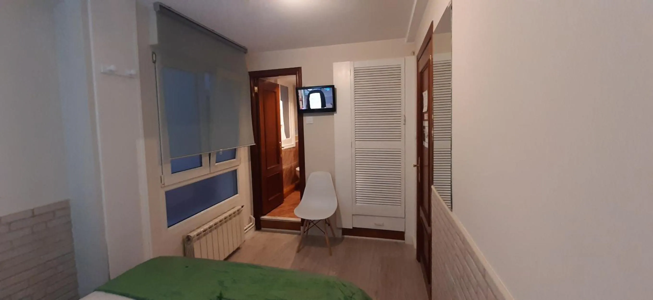 Bedroom, Bed in Hostal Verdemar