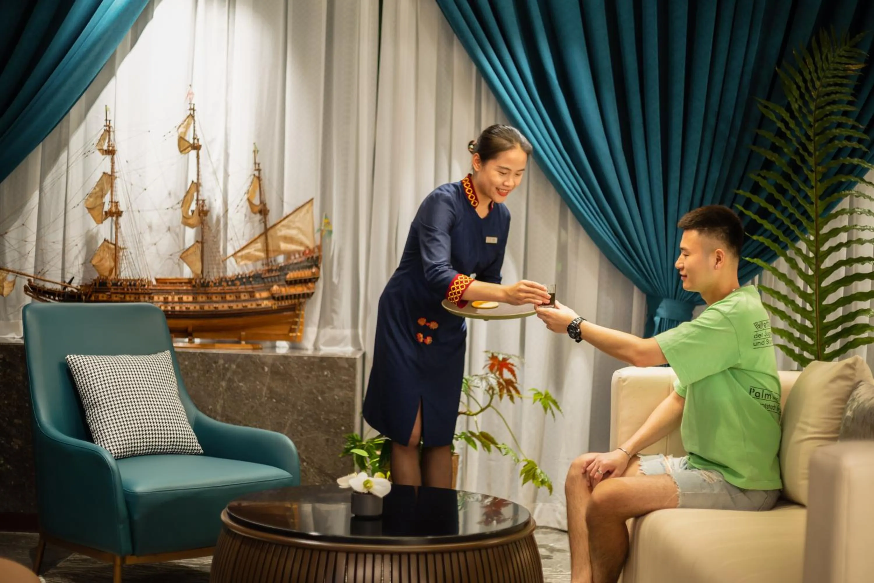 Seating area in Guangzhou Wogo Yuanbao Hotel-Zhujiang New Town