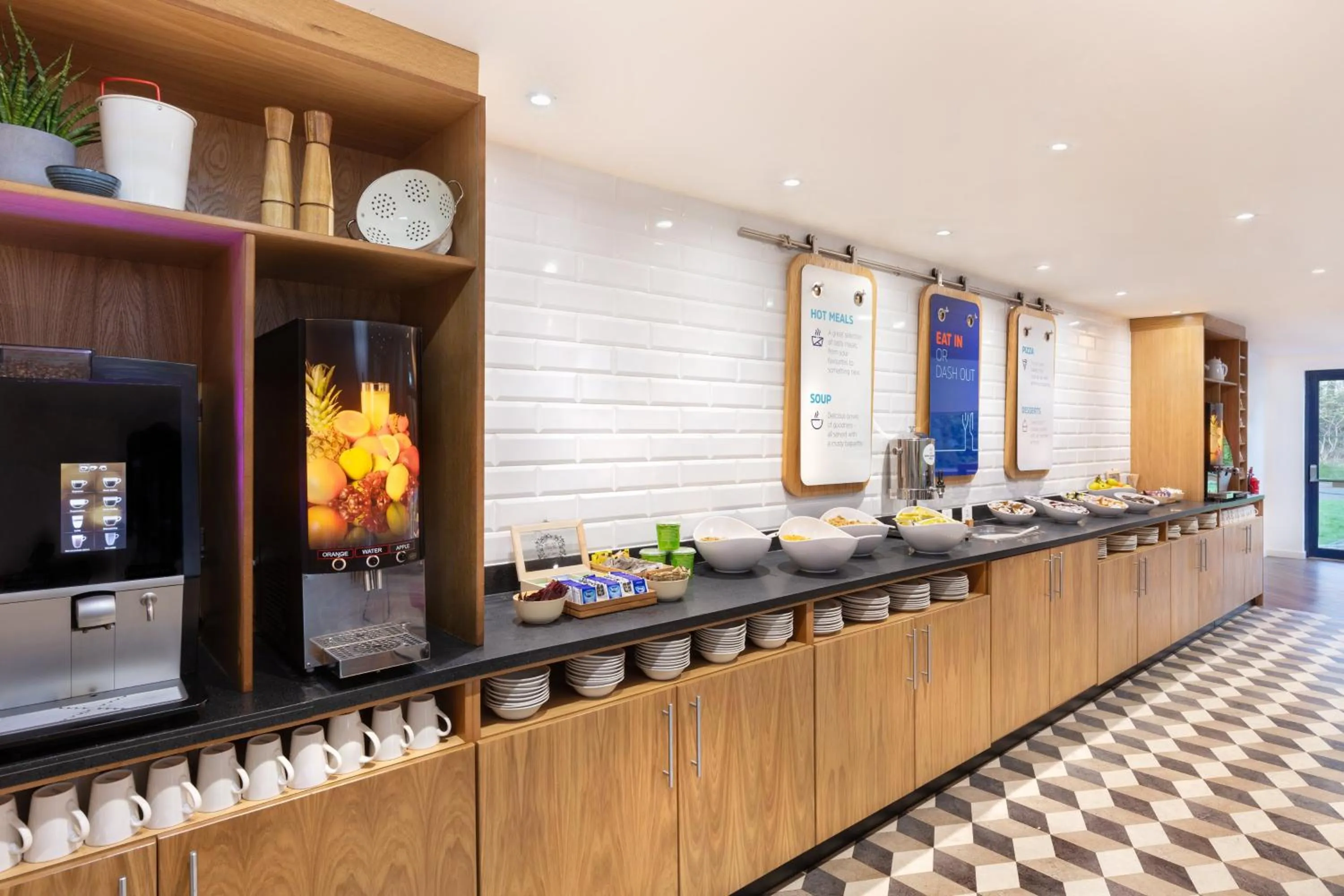 Breakfast in Holiday Inn Express Strathclyde Park M74, Jct 5 by IHG