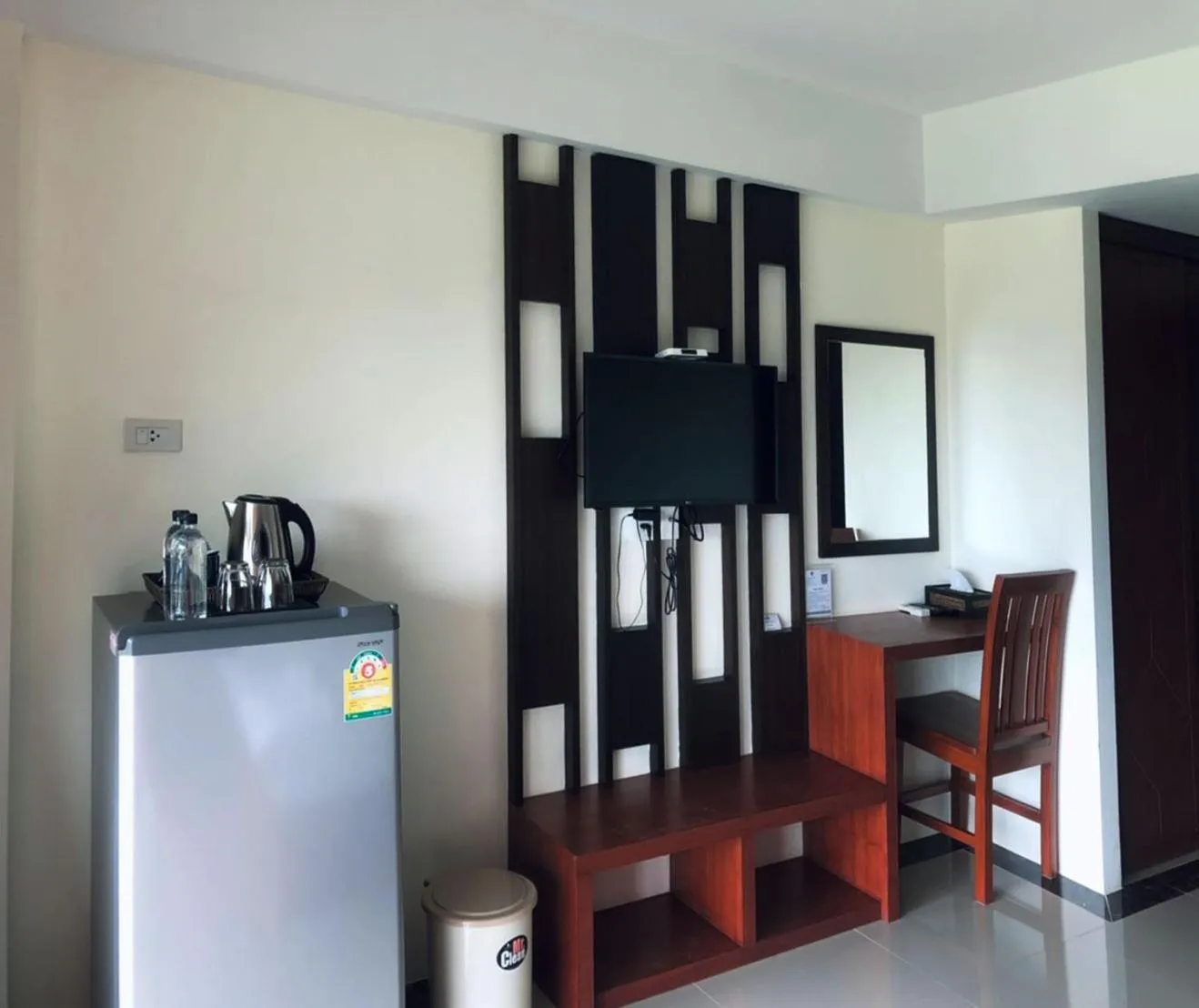 Text overlay in B and Y Residence