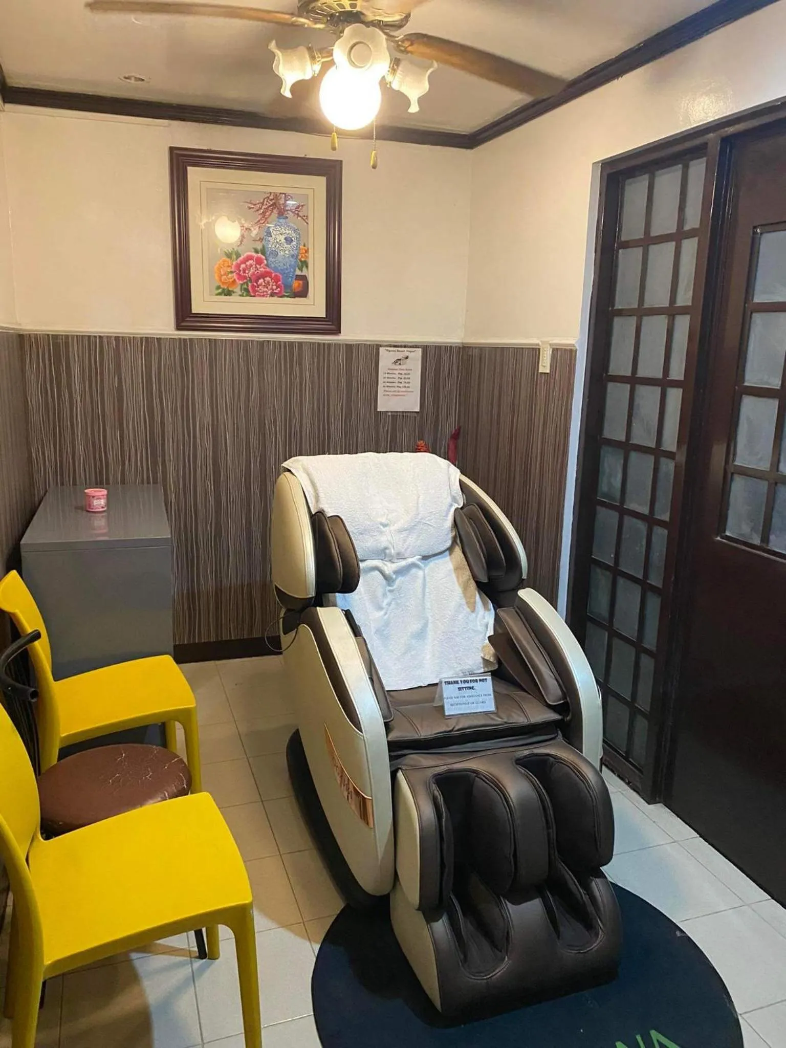 Massage in Amax Inn Makati