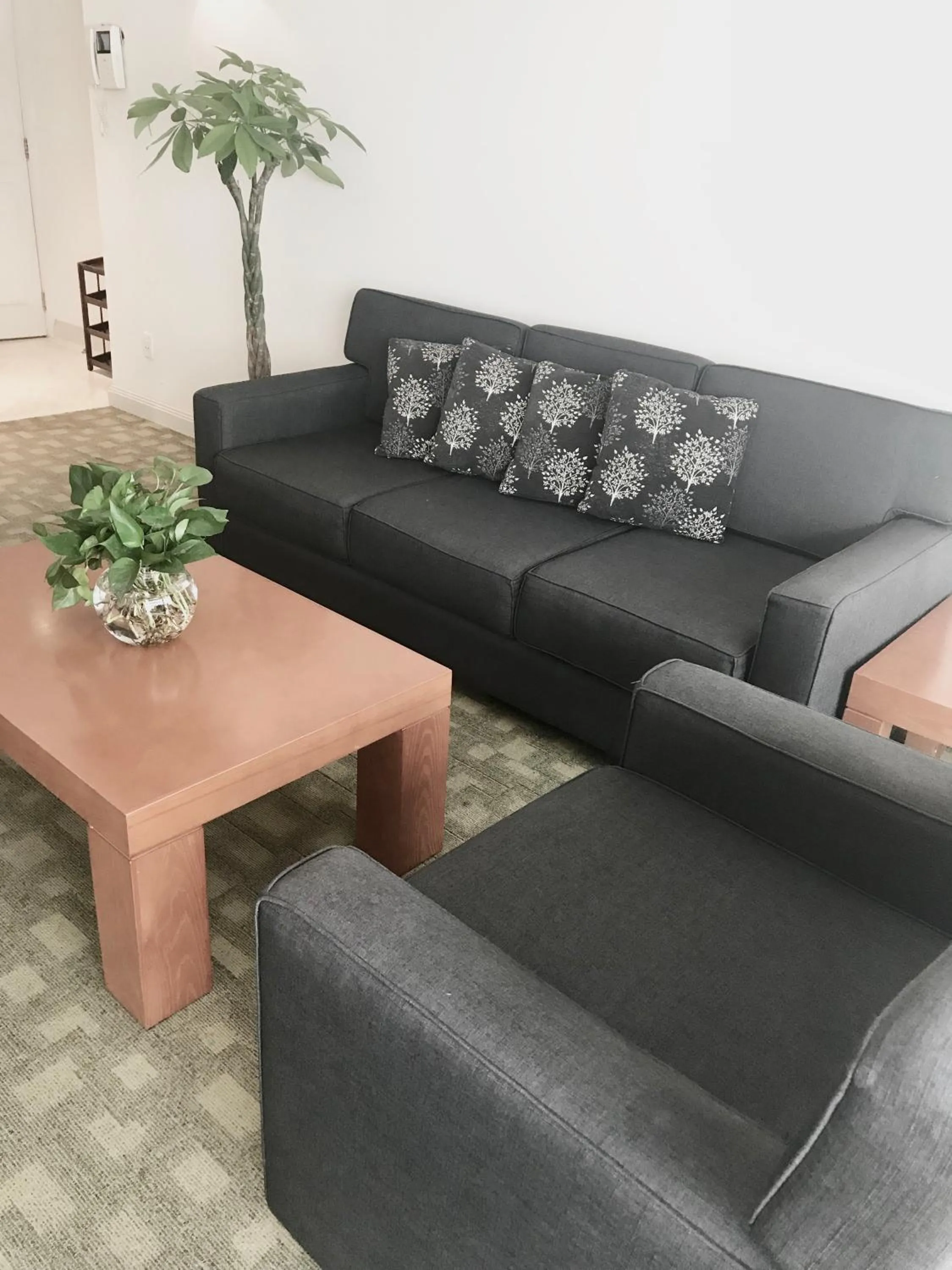 Downtown Retro Serviced Apartment