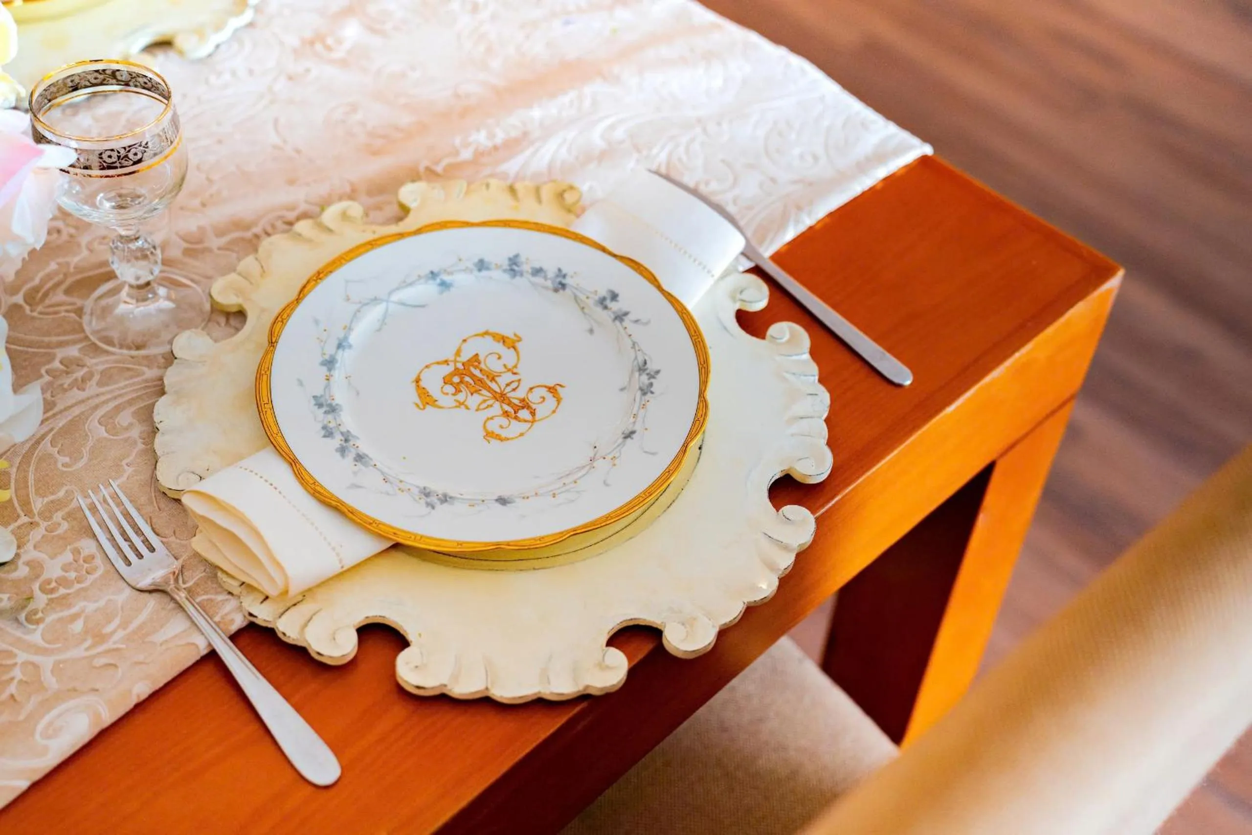 Downtown Retro Serviced Apartment