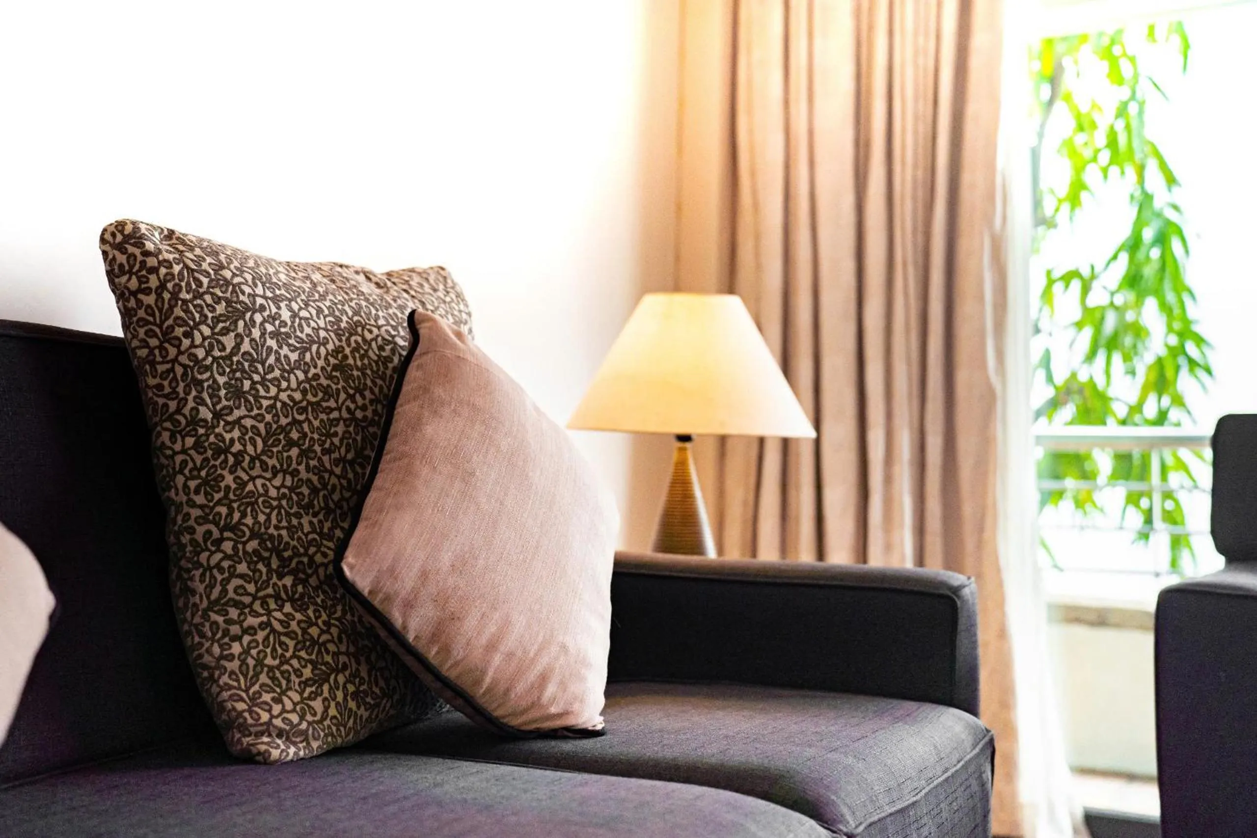 Downtown Retro Serviced Apartment