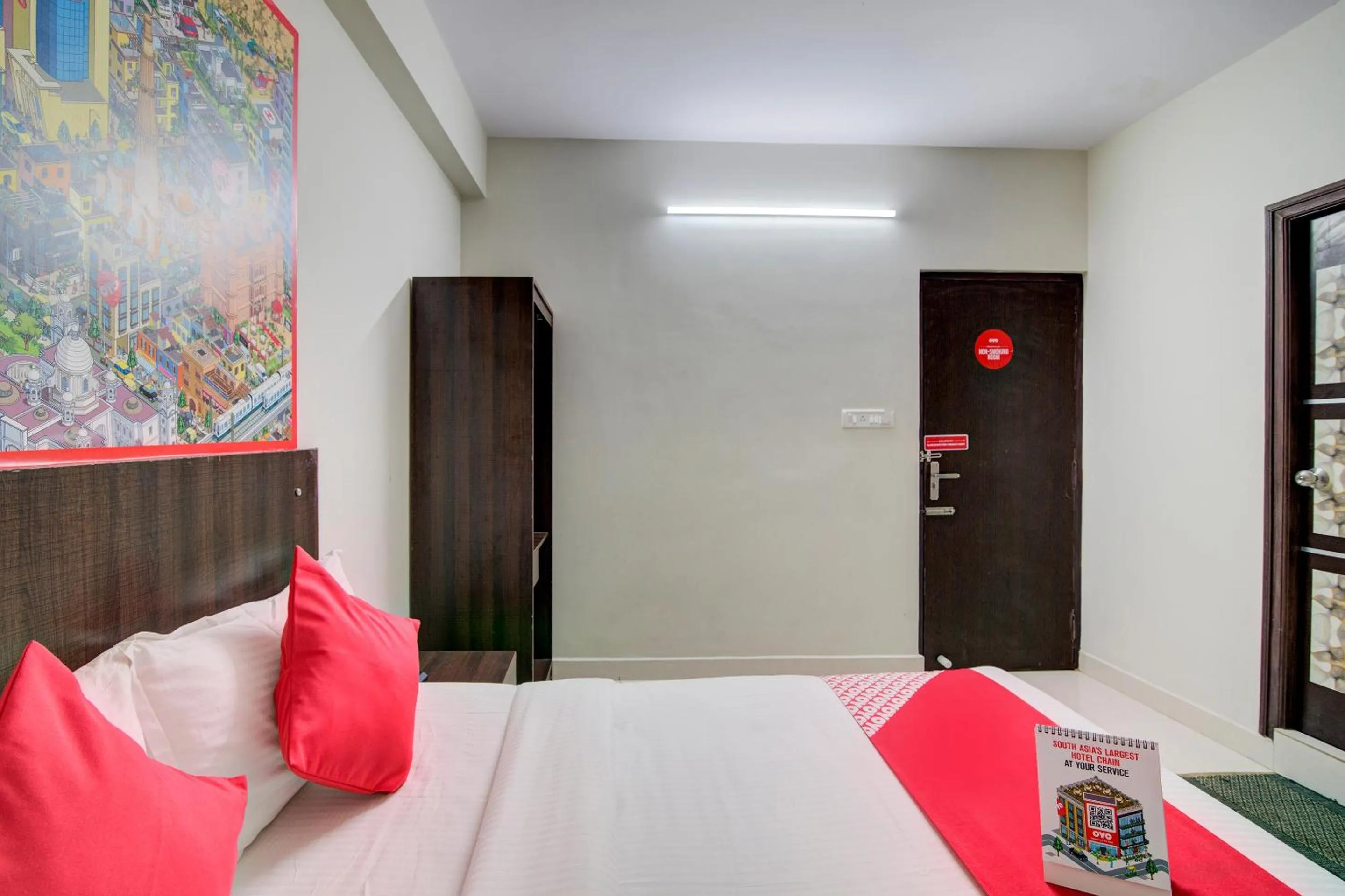 Bedroom in Hotel O Varcity Plaza