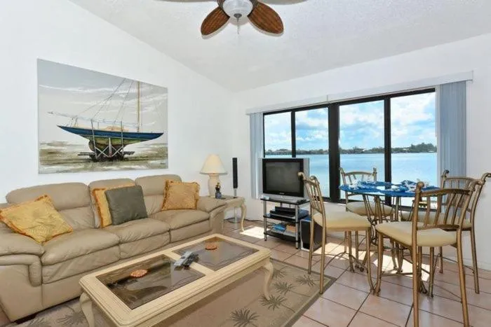 TV and multimedia in Bay Winds113 Home