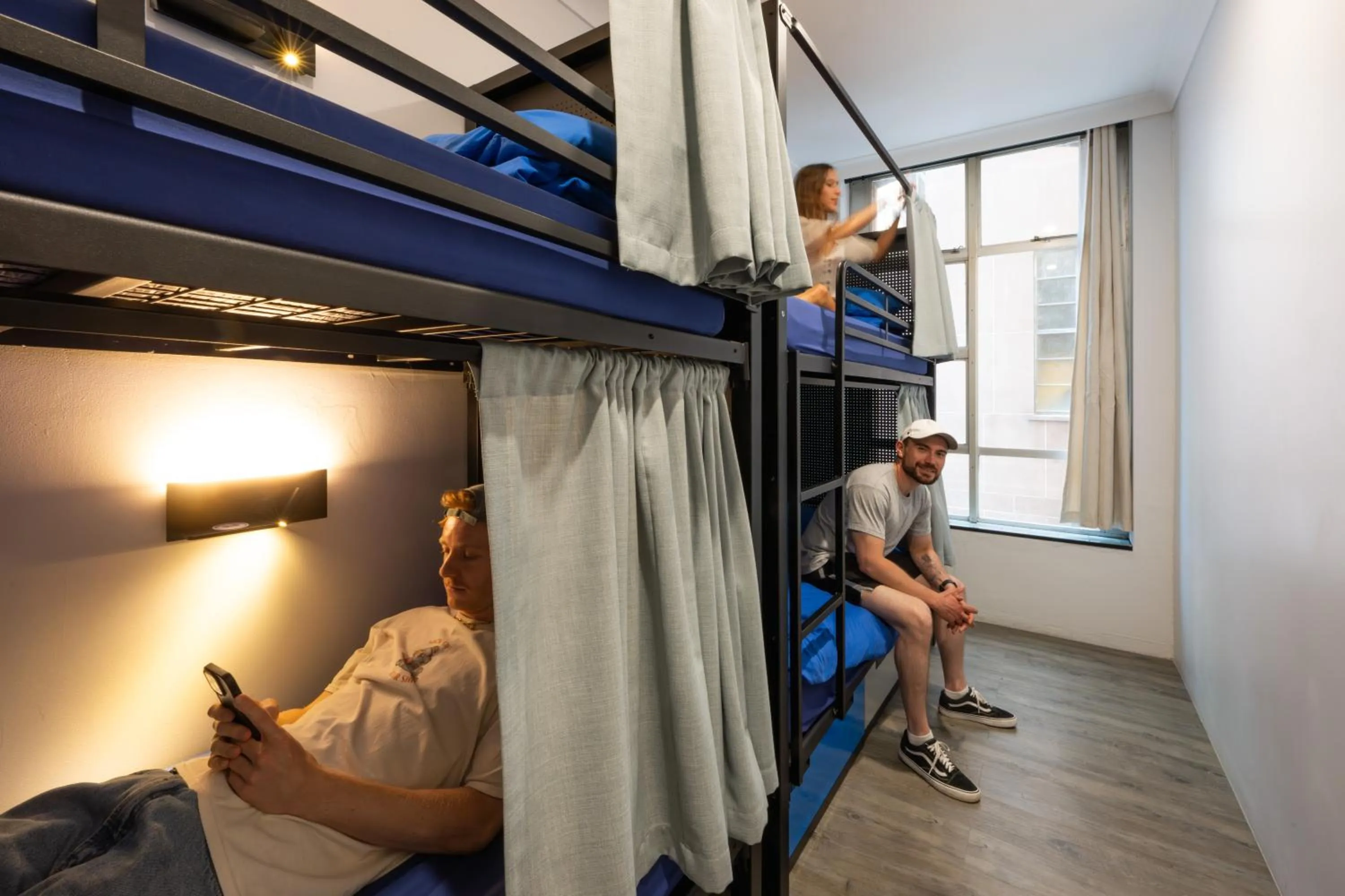 Bedroom, Bed in Summer House Sydney City