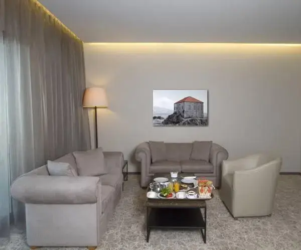 Grand Suite Deluxe with City view - single occupancy in Promenade Hotel Grand Suite Deluxe with City view - single occupancy in Promenade Hotel