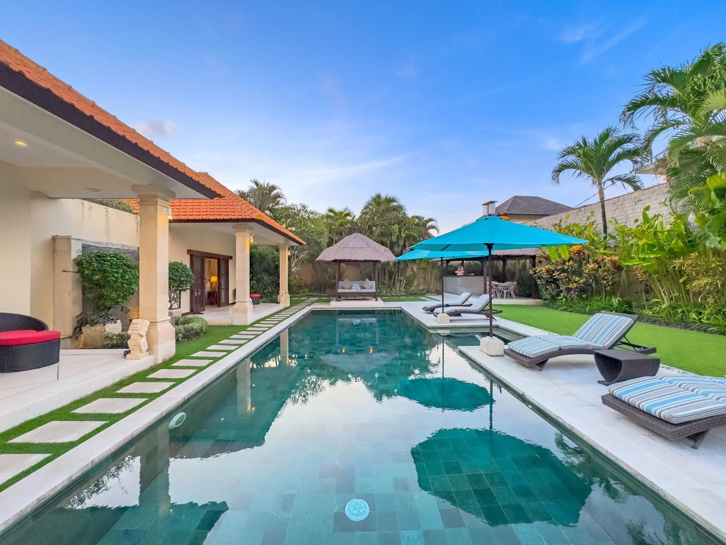 Villa Bugis Drupadi Seminyak Villa Bugis Drupadi Seminyak