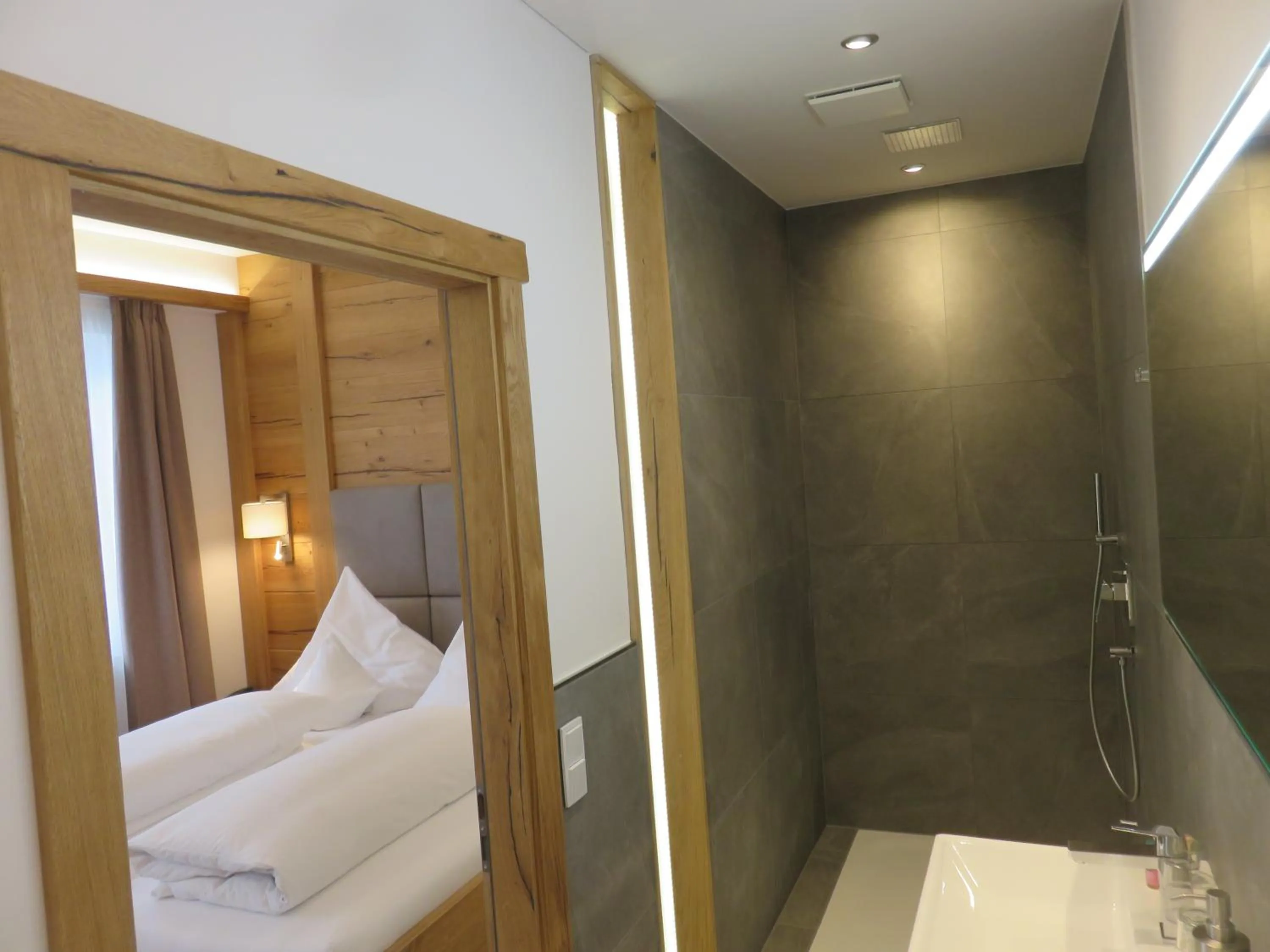 Bed in Kurhotel Roswitha