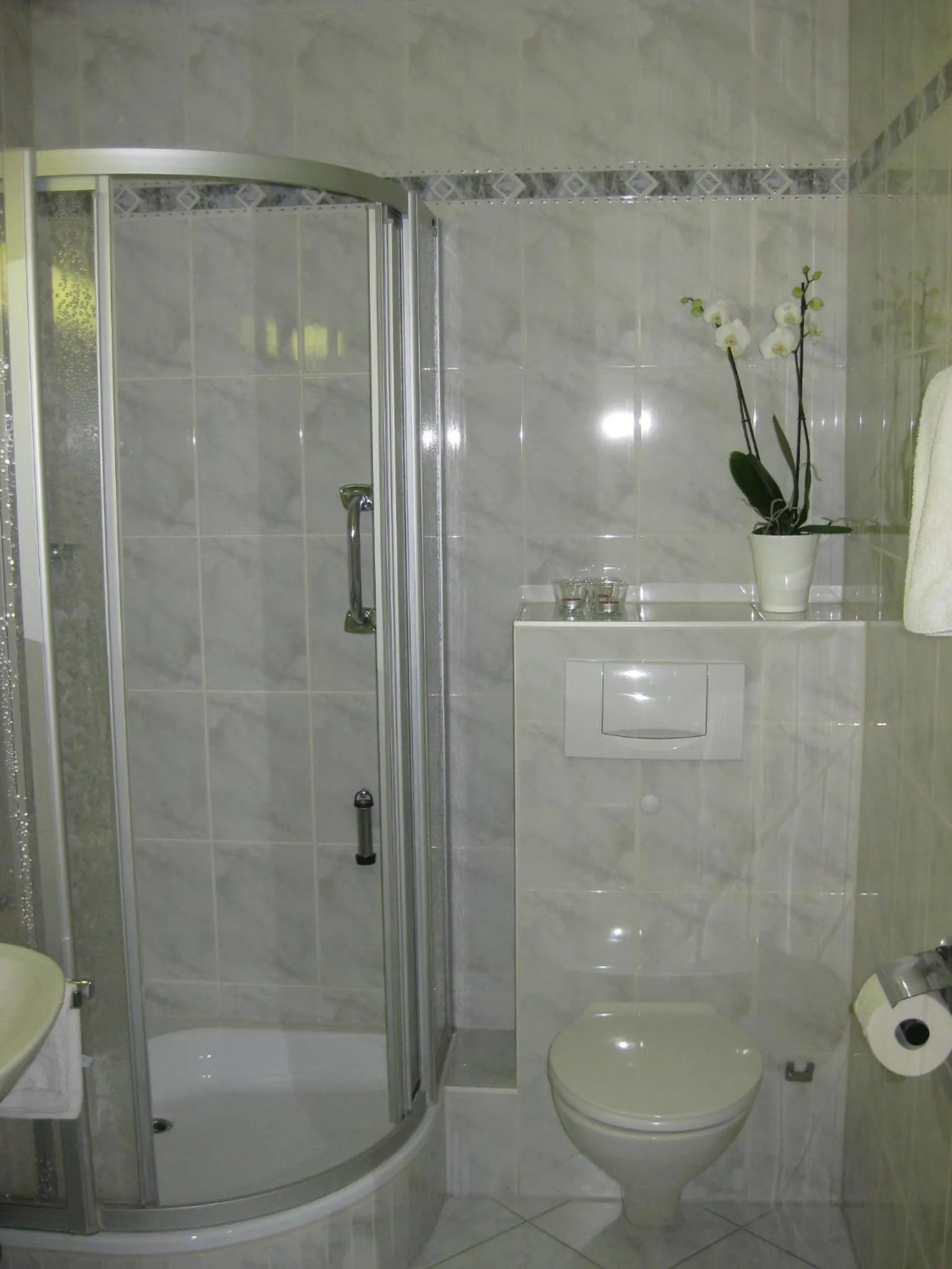 Bathroom in Kurhotel Roswitha