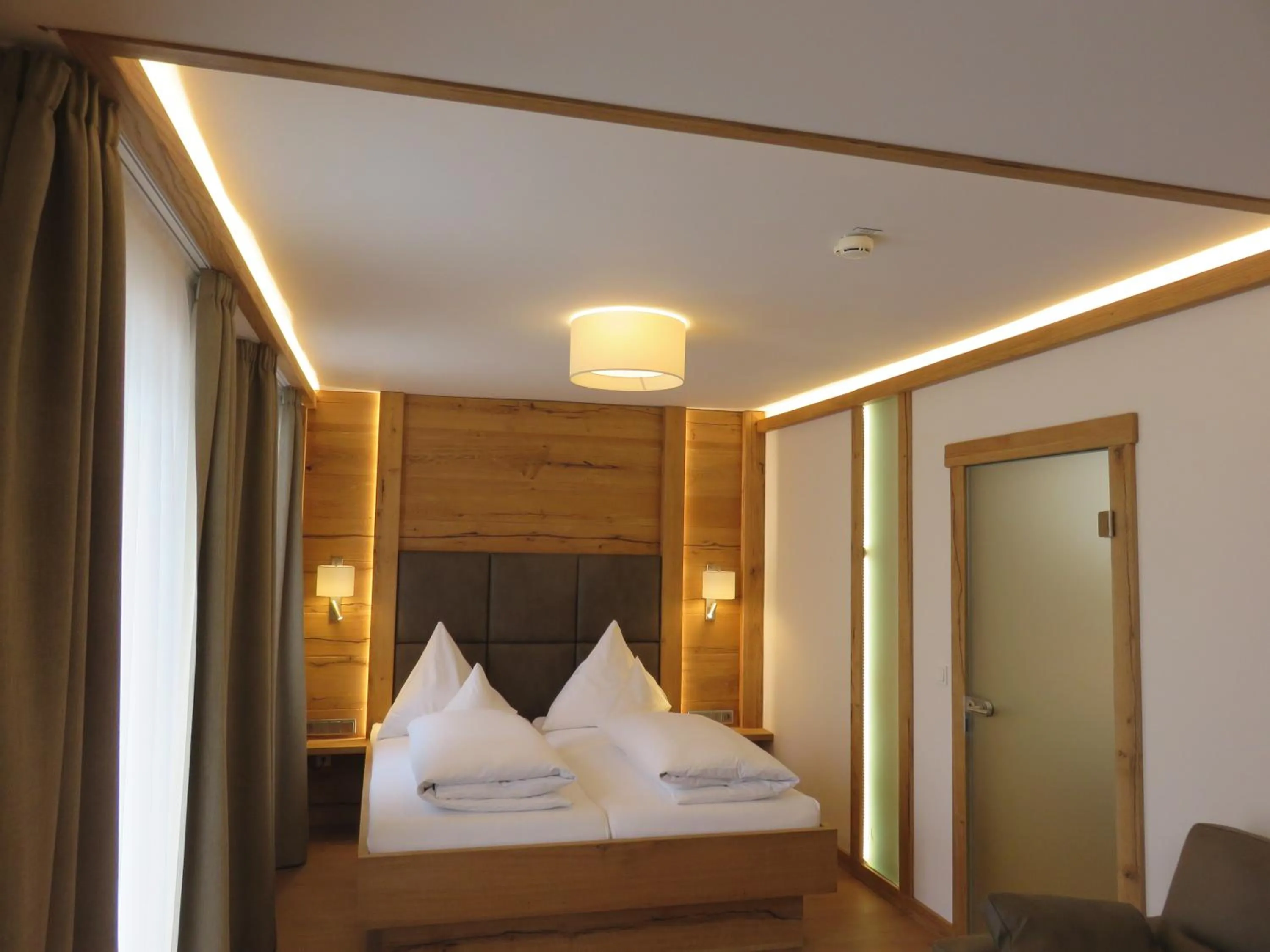 Bed in Kurhotel Roswitha