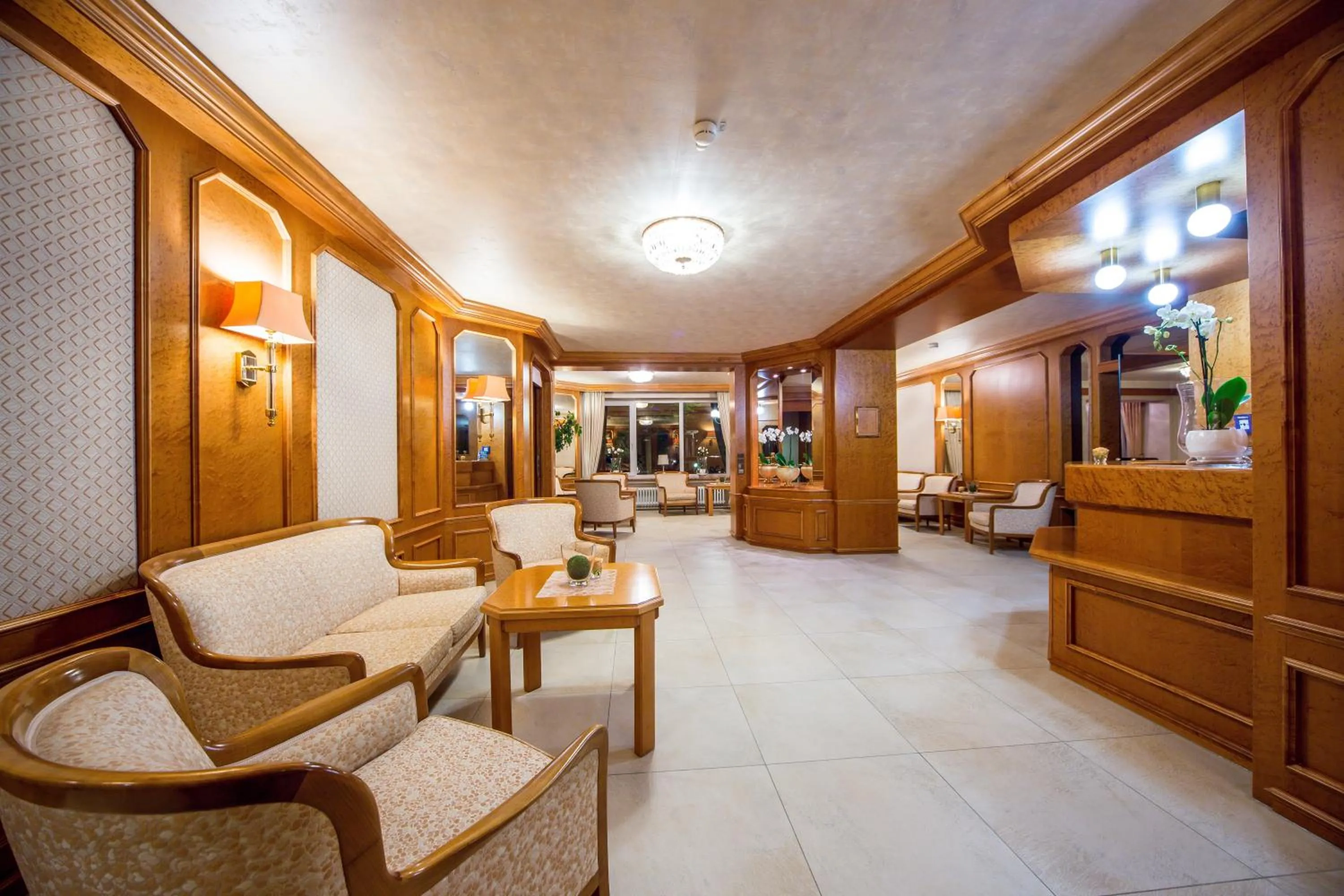Lobby or reception in Kurhotel Roswitha