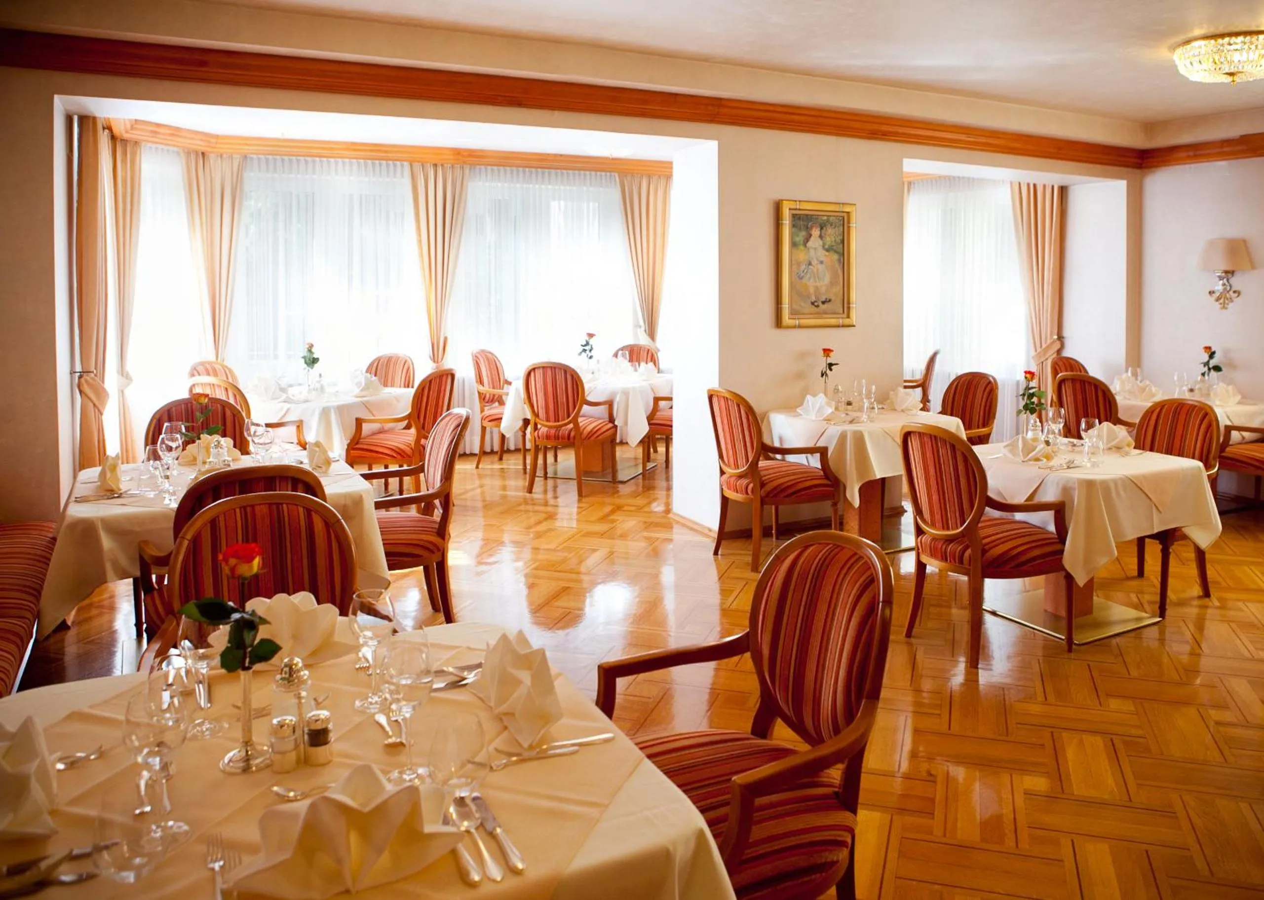 Restaurant/places to eat in Kurhotel Roswitha