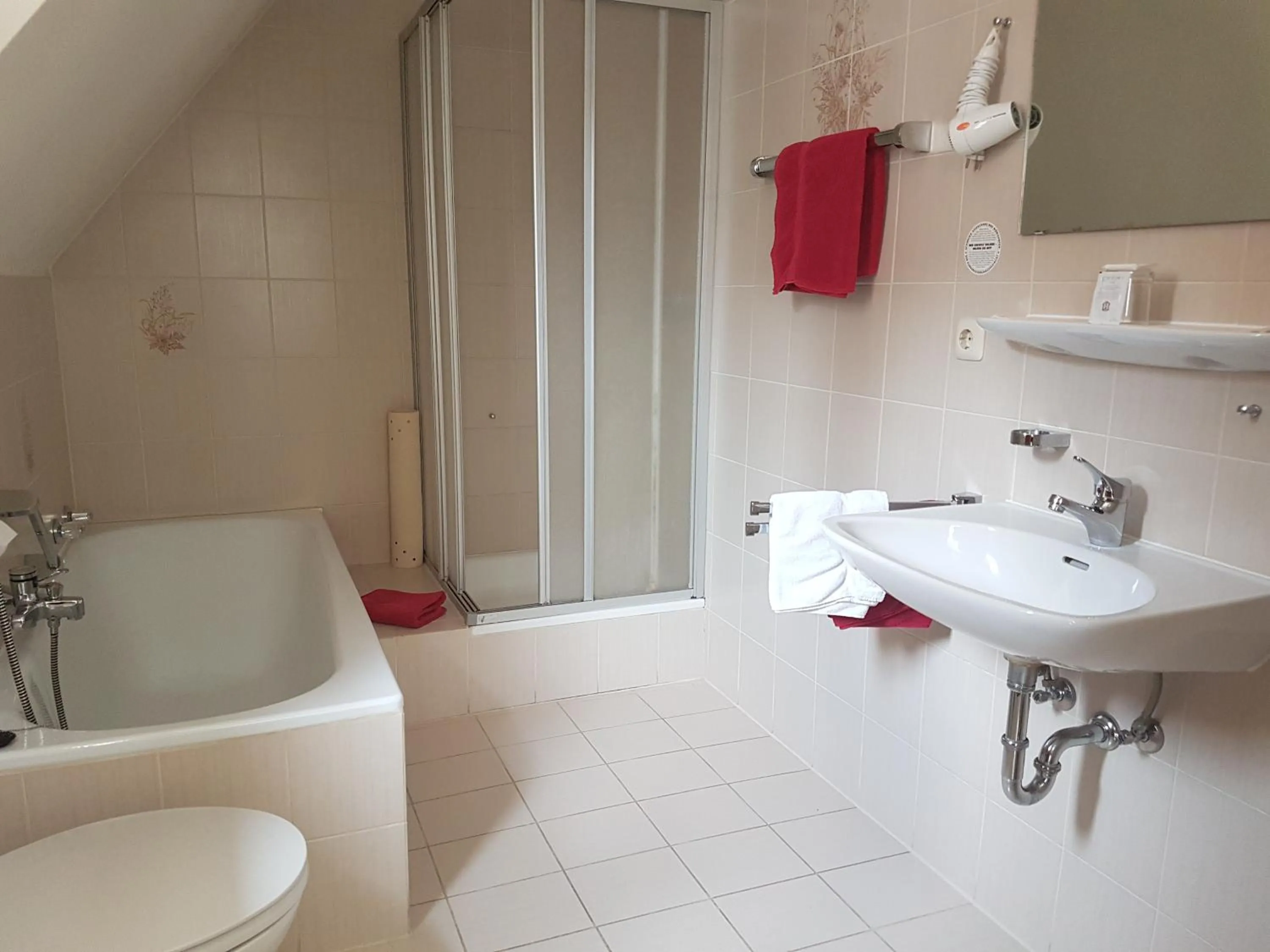 Bathroom in Kurhotel Roswitha