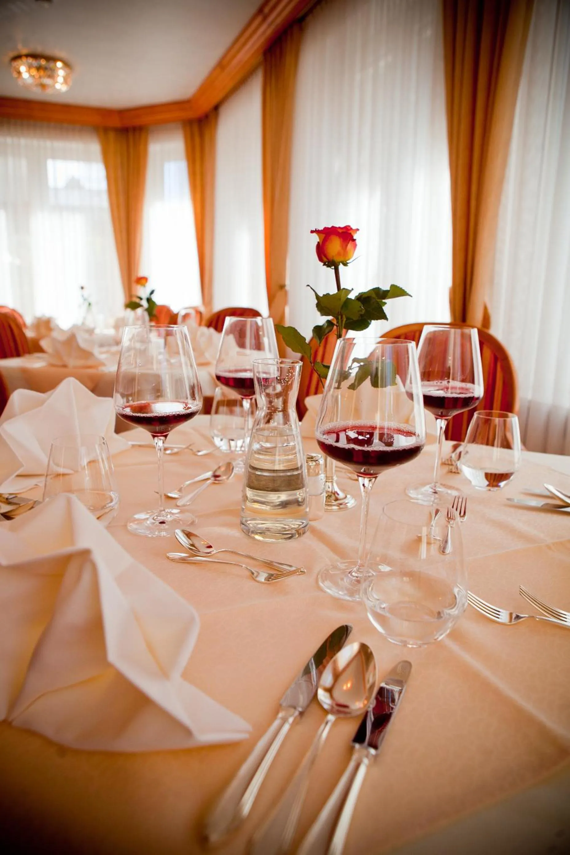 Restaurant/places to eat in Kurhotel Roswitha