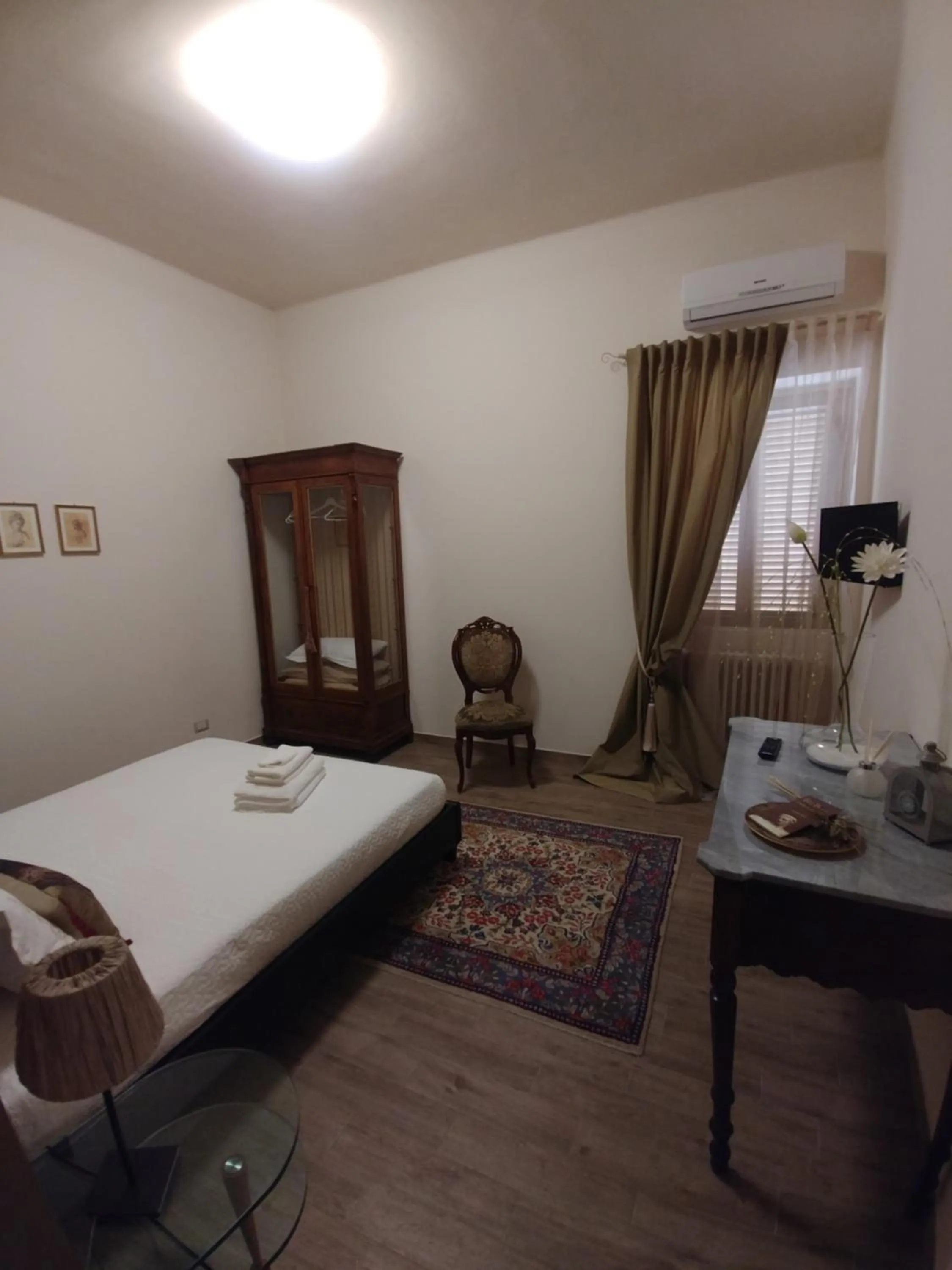 Property building, Bed in Diadumeno Superior Apartment