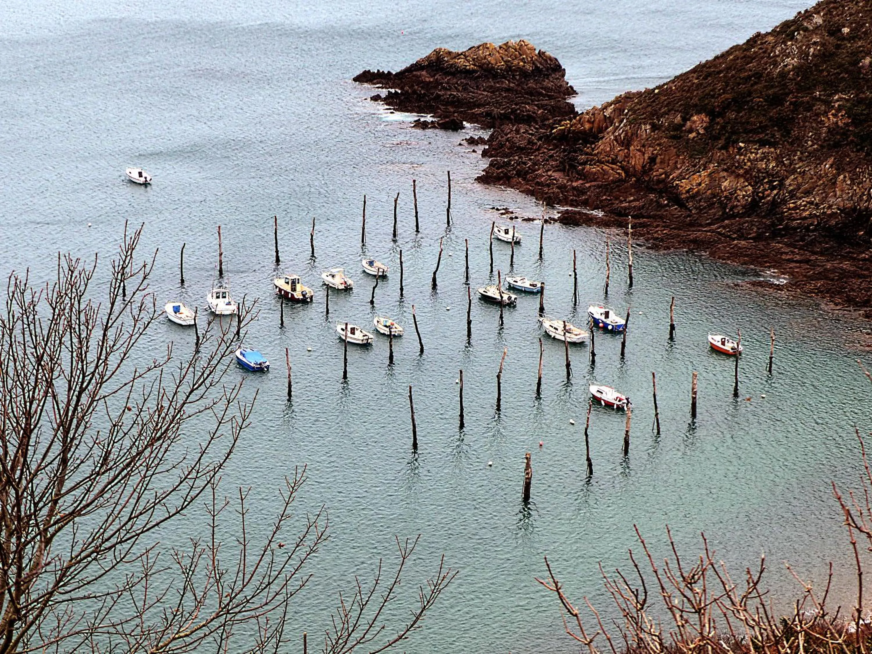 Nearby landmark in Ailes et Iles