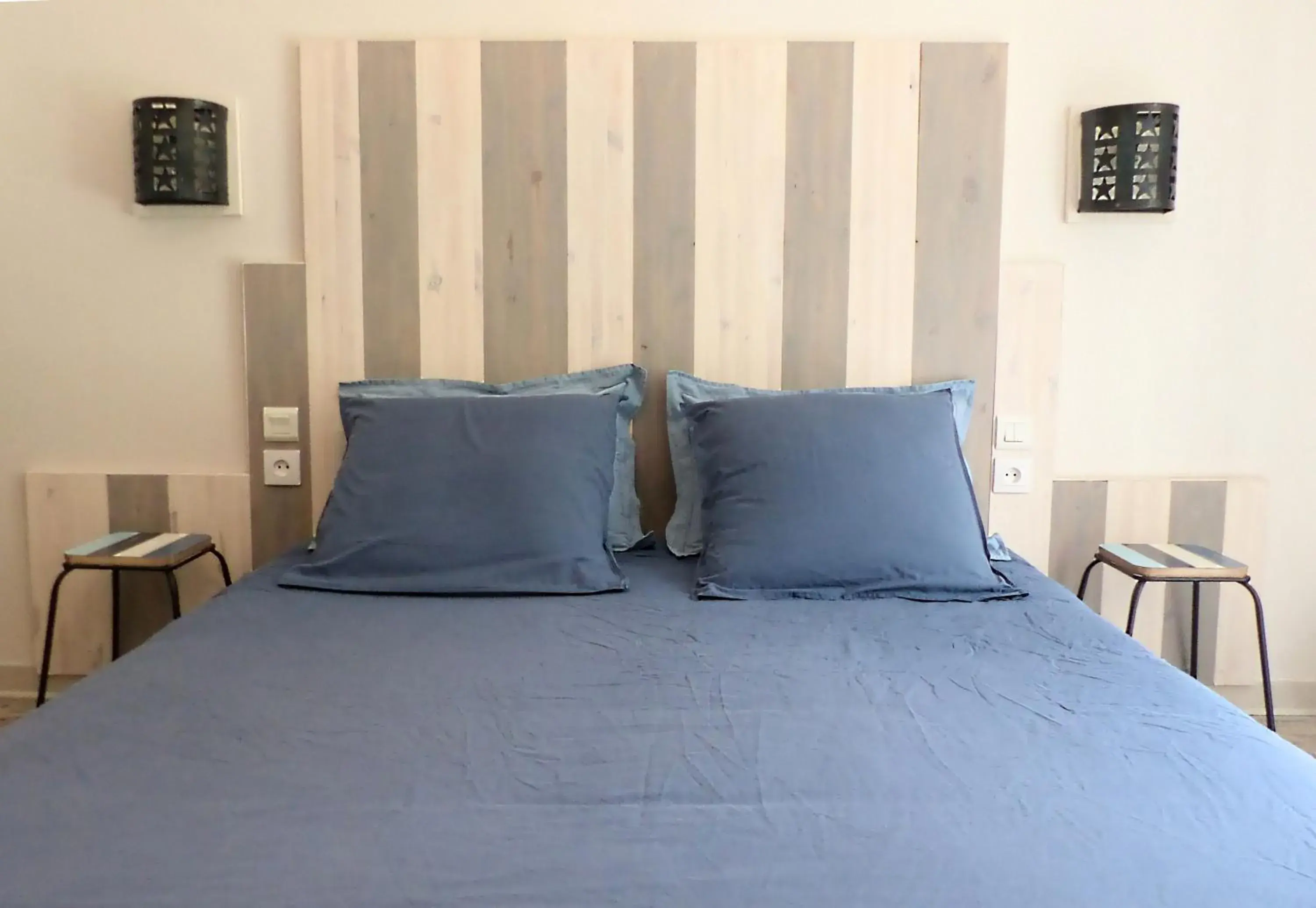 Queen Room with Garden View in Ailes et Iles Queen Room with Garden View in Ailes et Iles