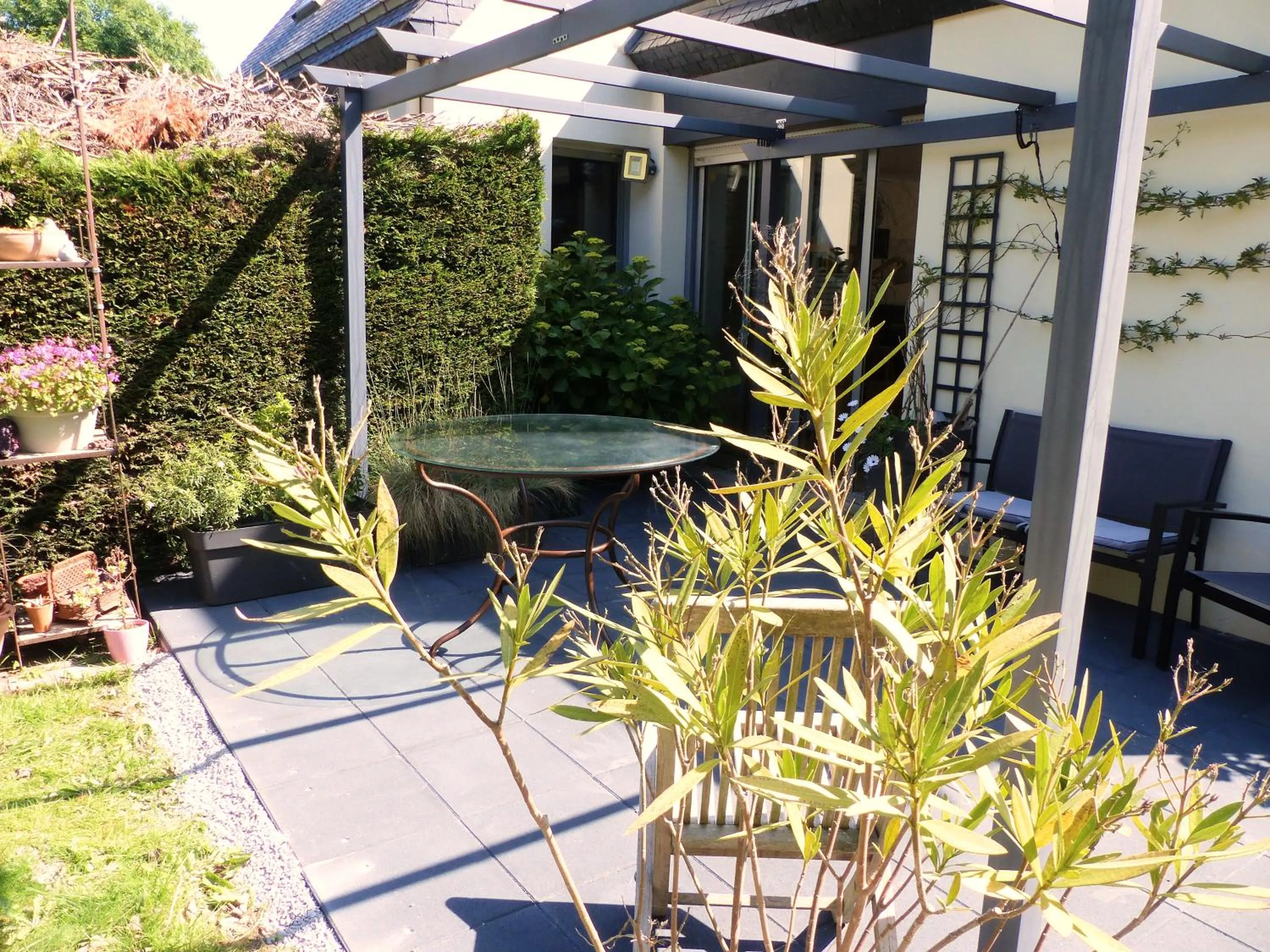 Patio in Ailes et Iles