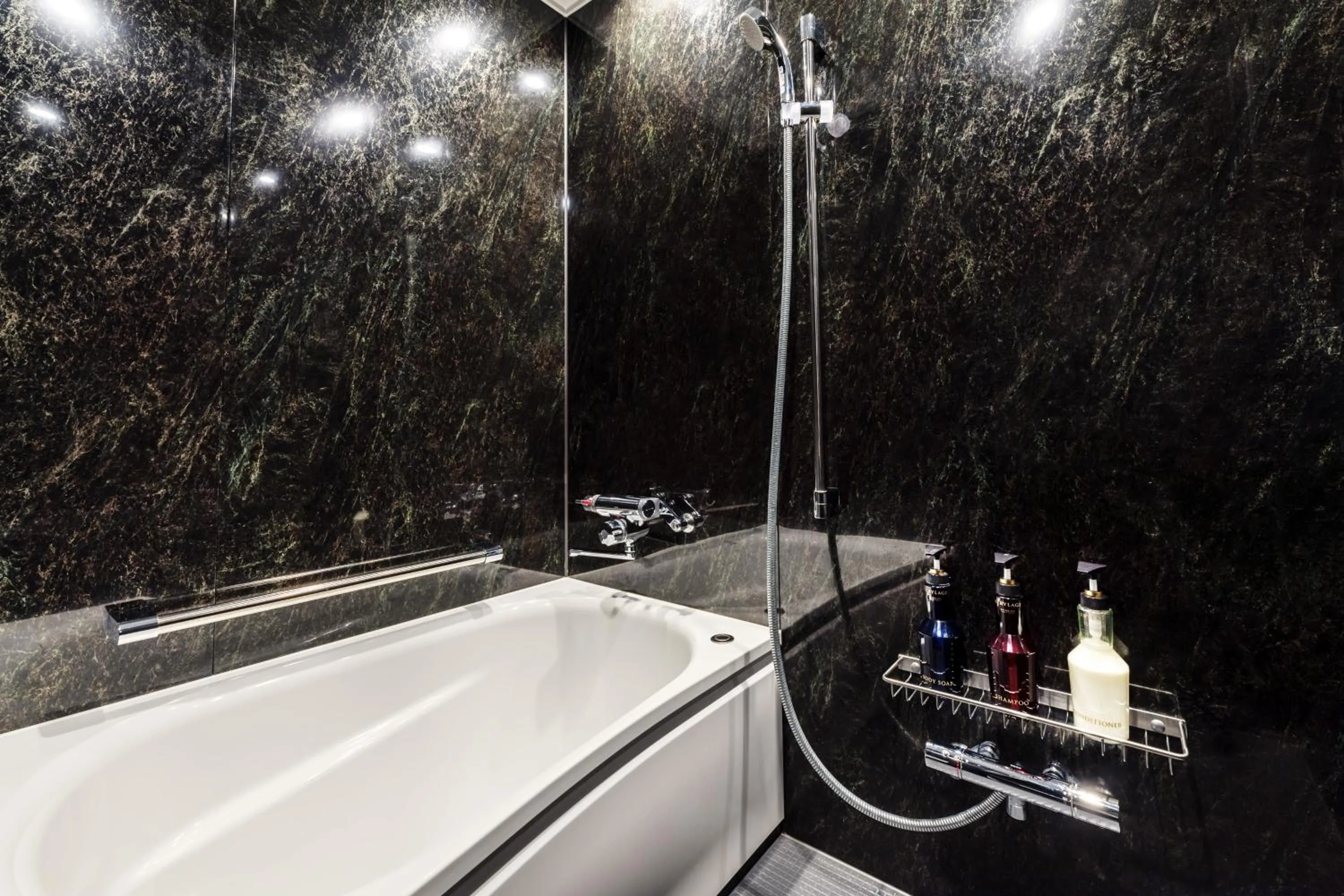 Bathroom in PROSTYLE Ryokan Yokohama Bashamichi