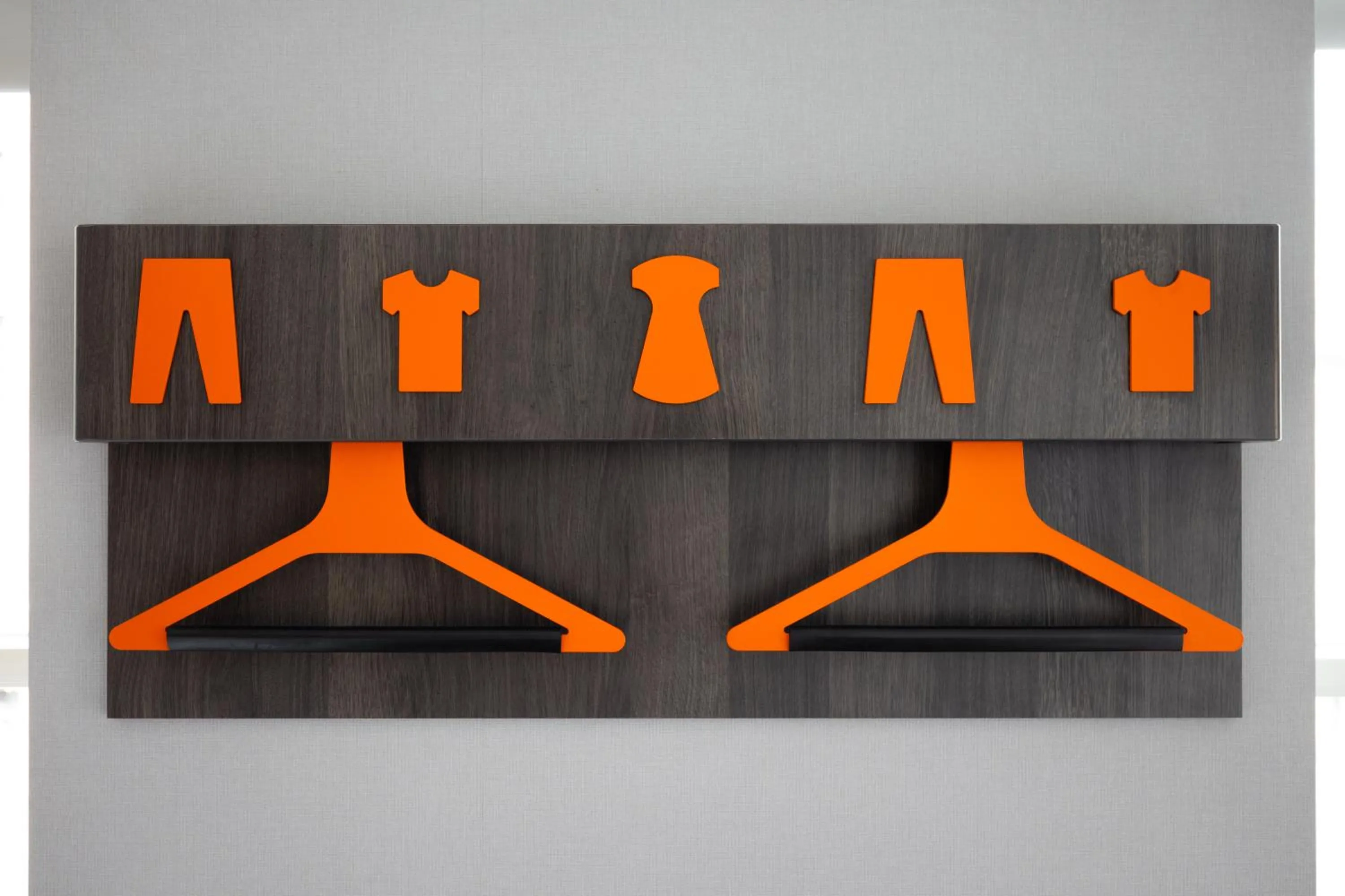 wardrobe in easyHotel Belfast