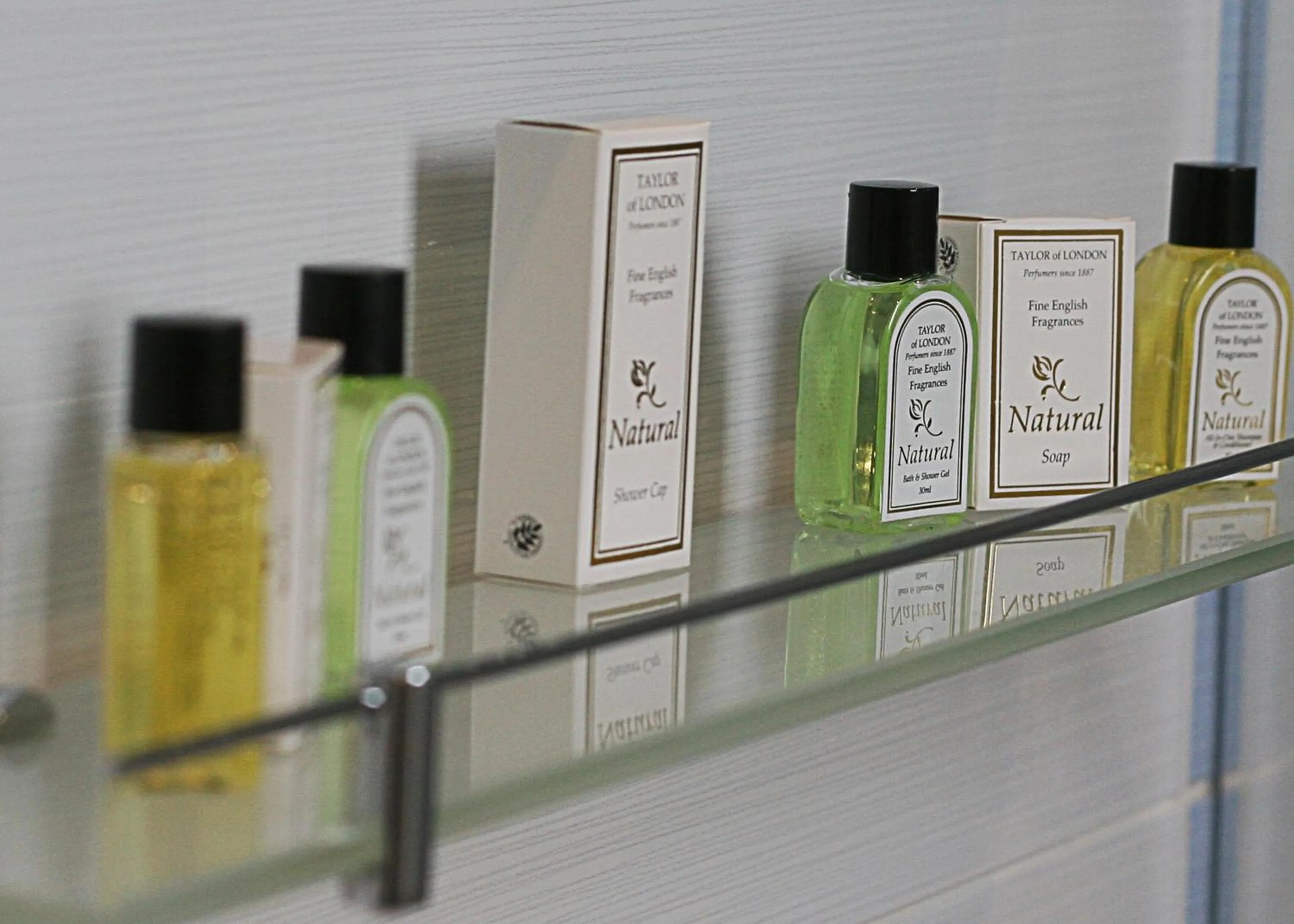 Bathroom in The Black Dog Inn