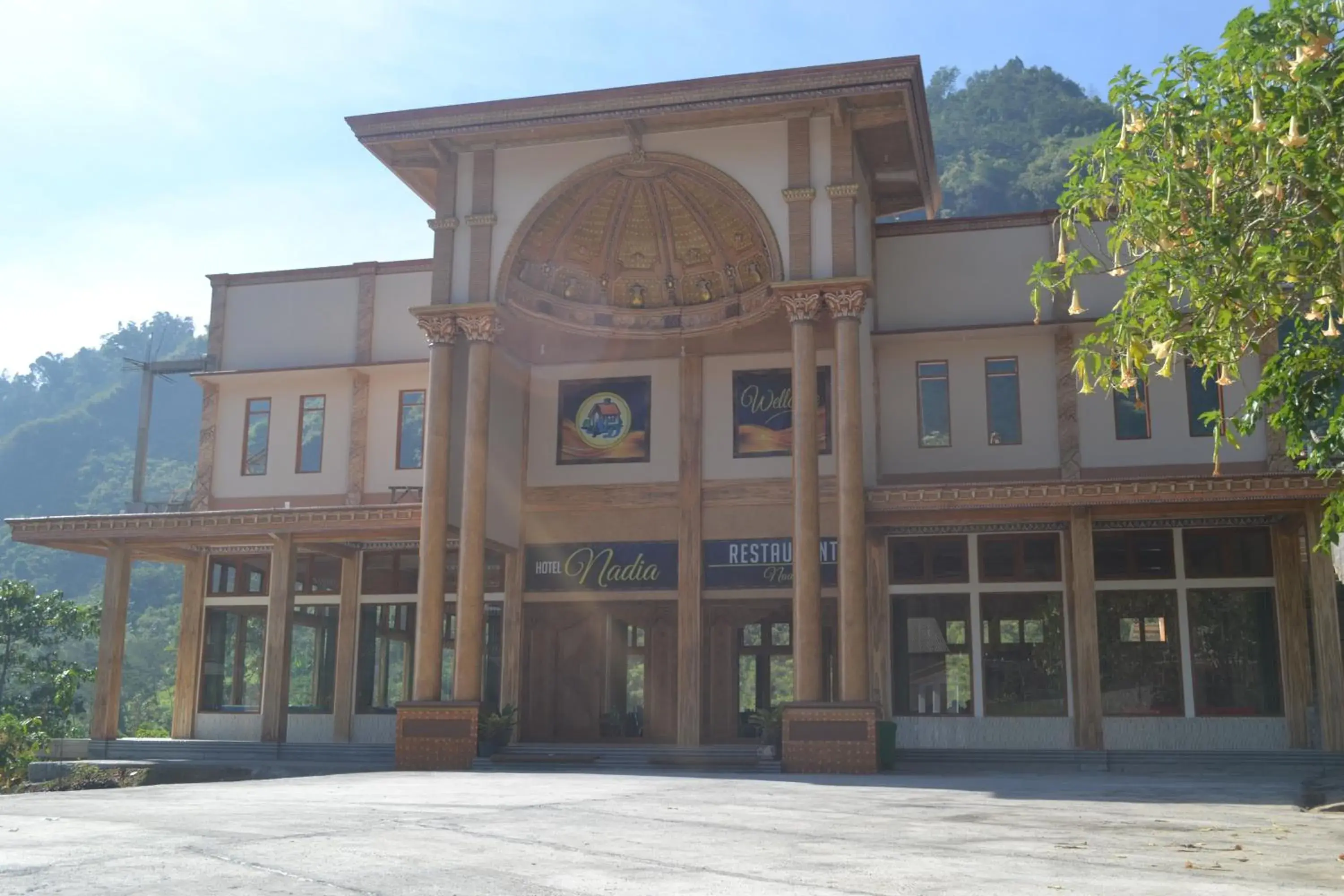 Restaurant/places to eat in Hotel Nadia Bromo Restaurant/places to eat in Hotel Nadia Bromo