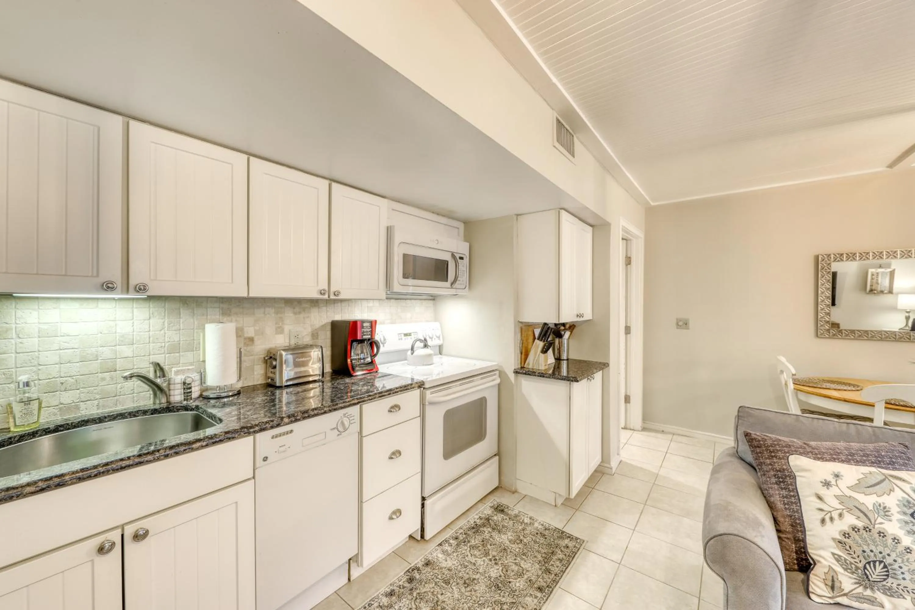 4250 Mariner's Watch Villa