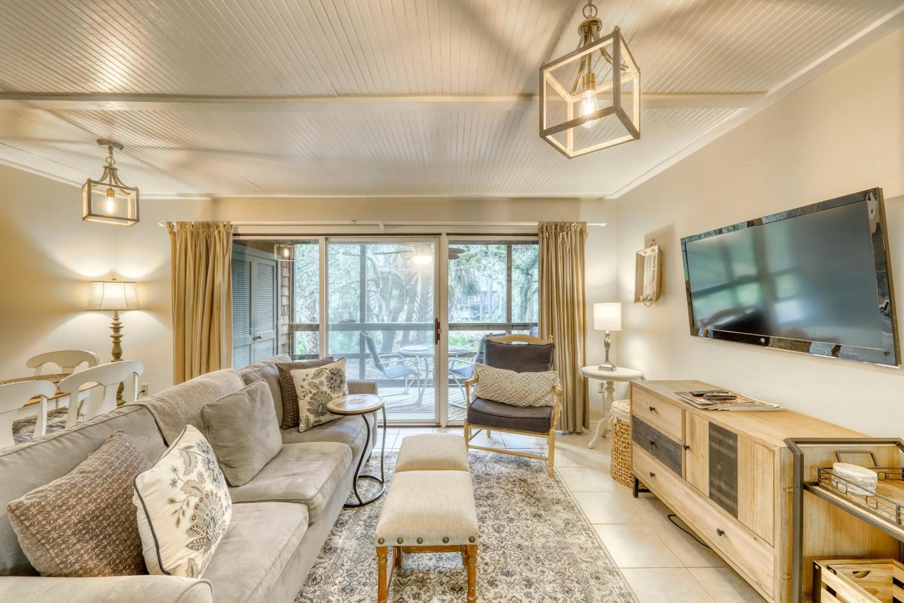 4250 Mariner's Watch Villa