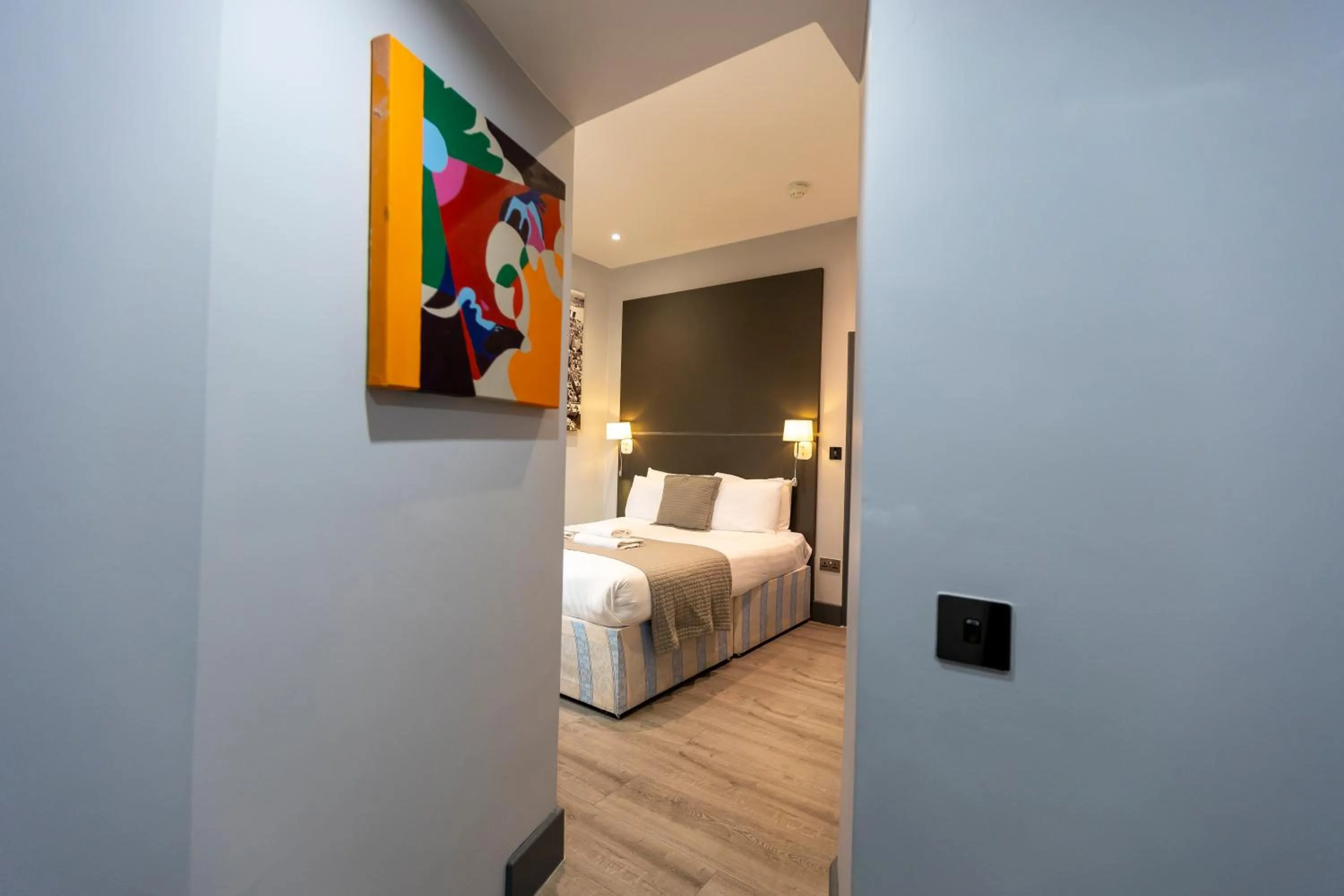 Photo of the whole room, Bed in W6 Hotel