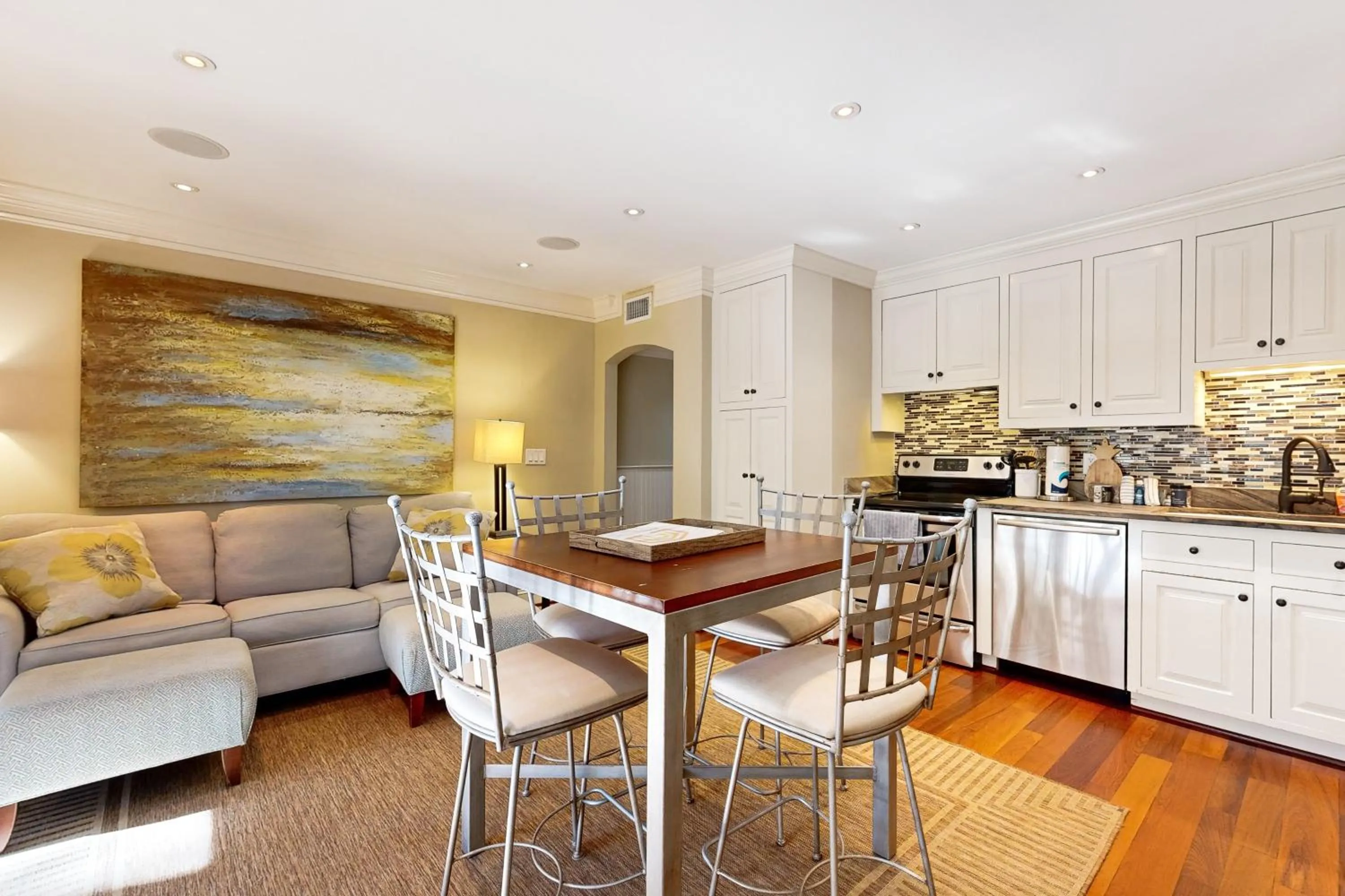 4236 Mariner's Watch