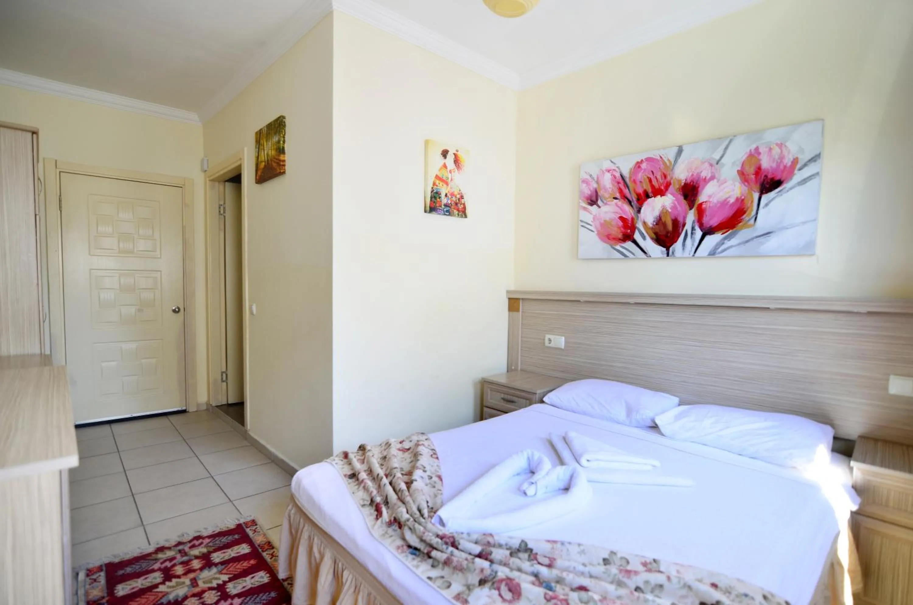 Bed in Sevin Hotel Pension