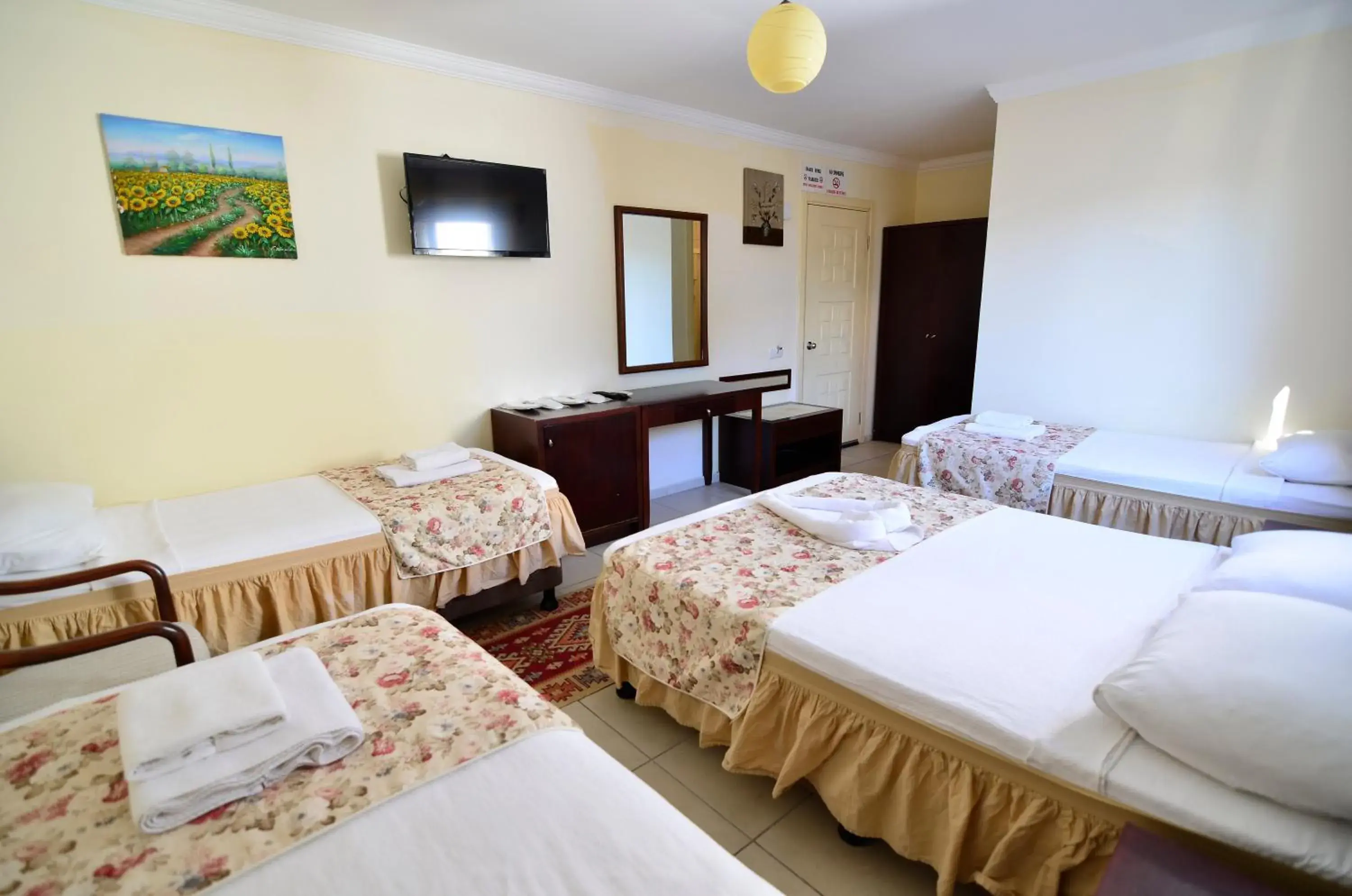Deluxe Quadruple Room in Sevin Hotel Pension Deluxe Quadruple Room in Sevin Hotel Pension