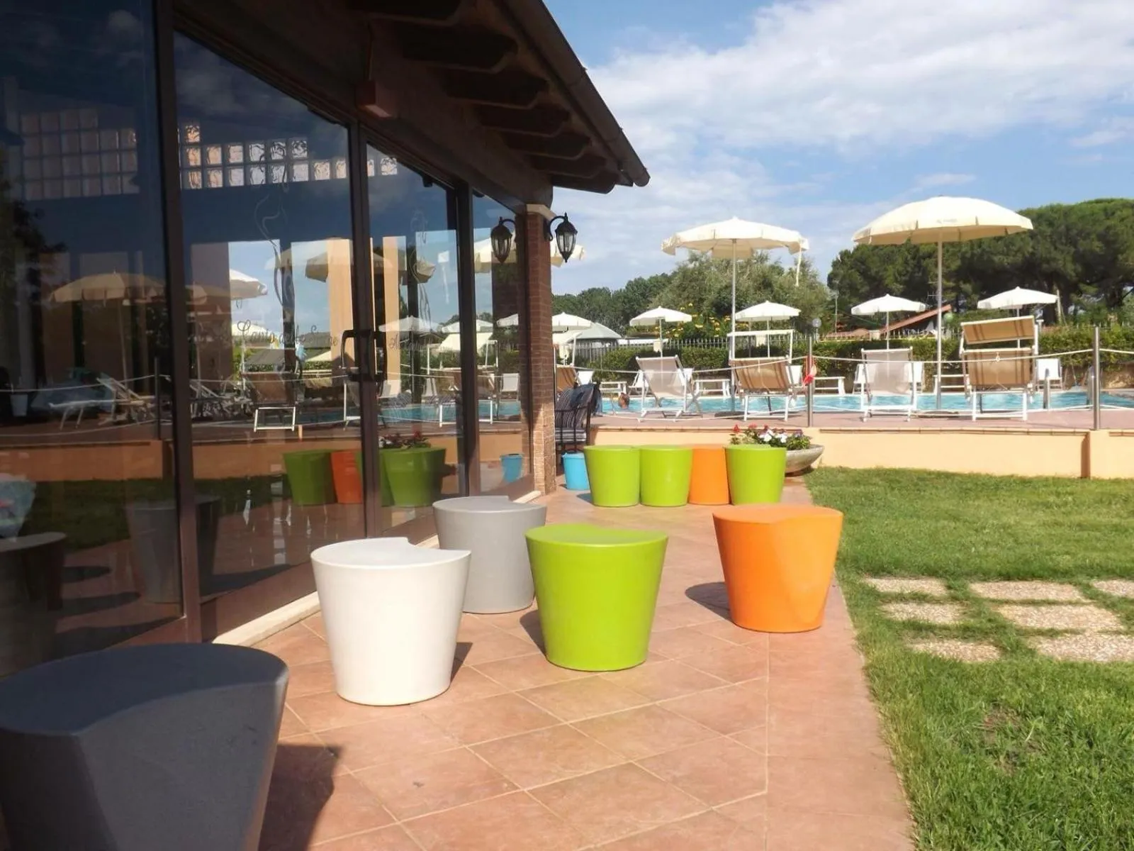 Property building in Hotel Ristorante Al Canto delle Sirene