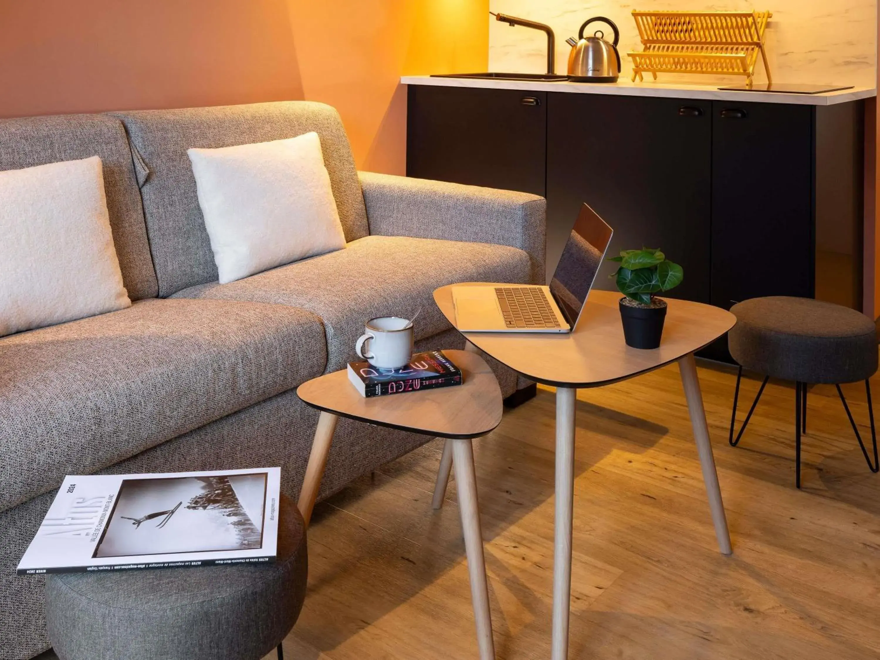 Bedroom in ibis Styles Les Houches Chamonix Bedroom in ibis Styles Les Houches Chamonix