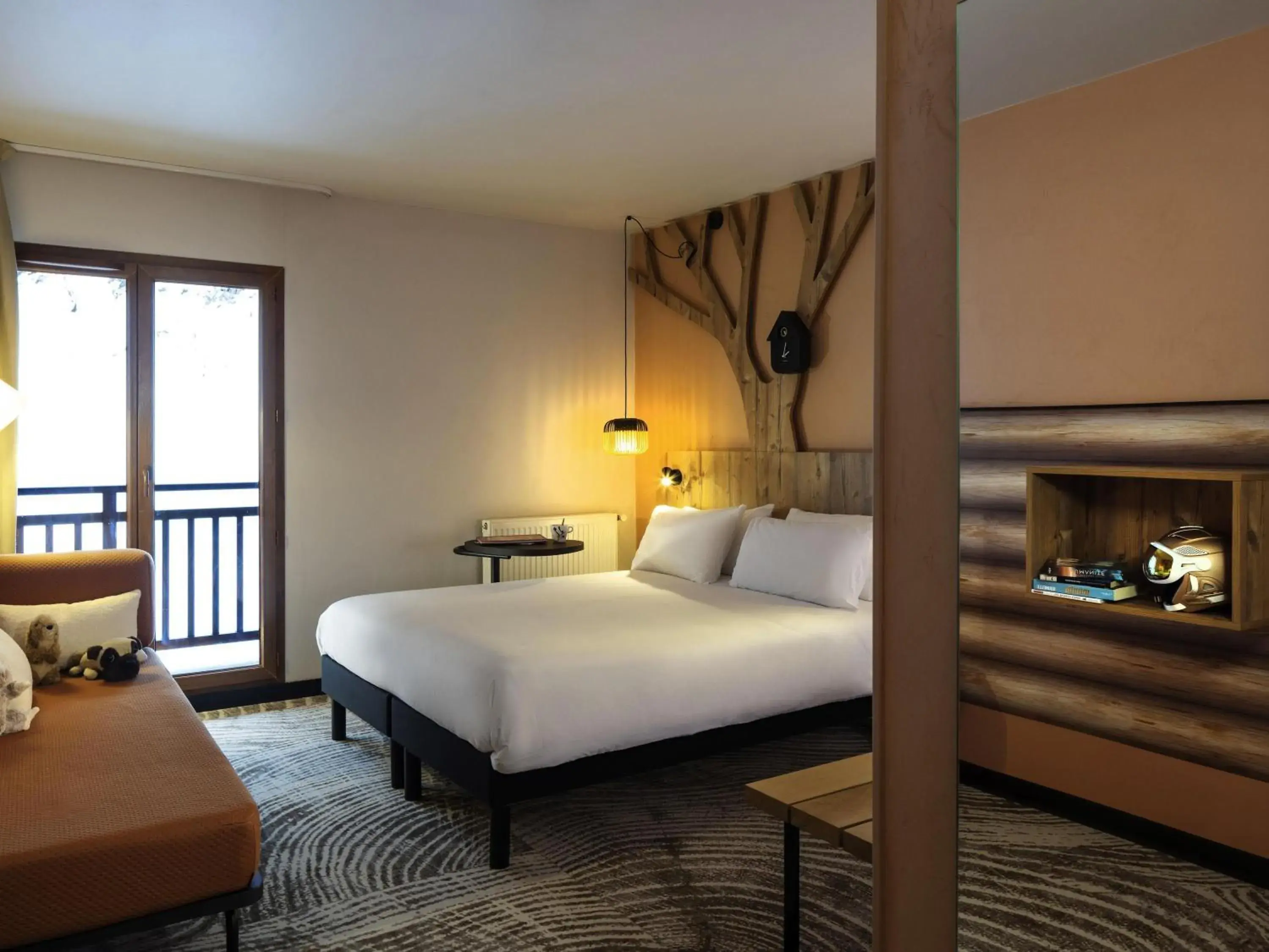 Bedroom, Bed in ibis Styles Les Houches Chamonix Bedroom, Bed in ibis Styles Les Houches Chamonix