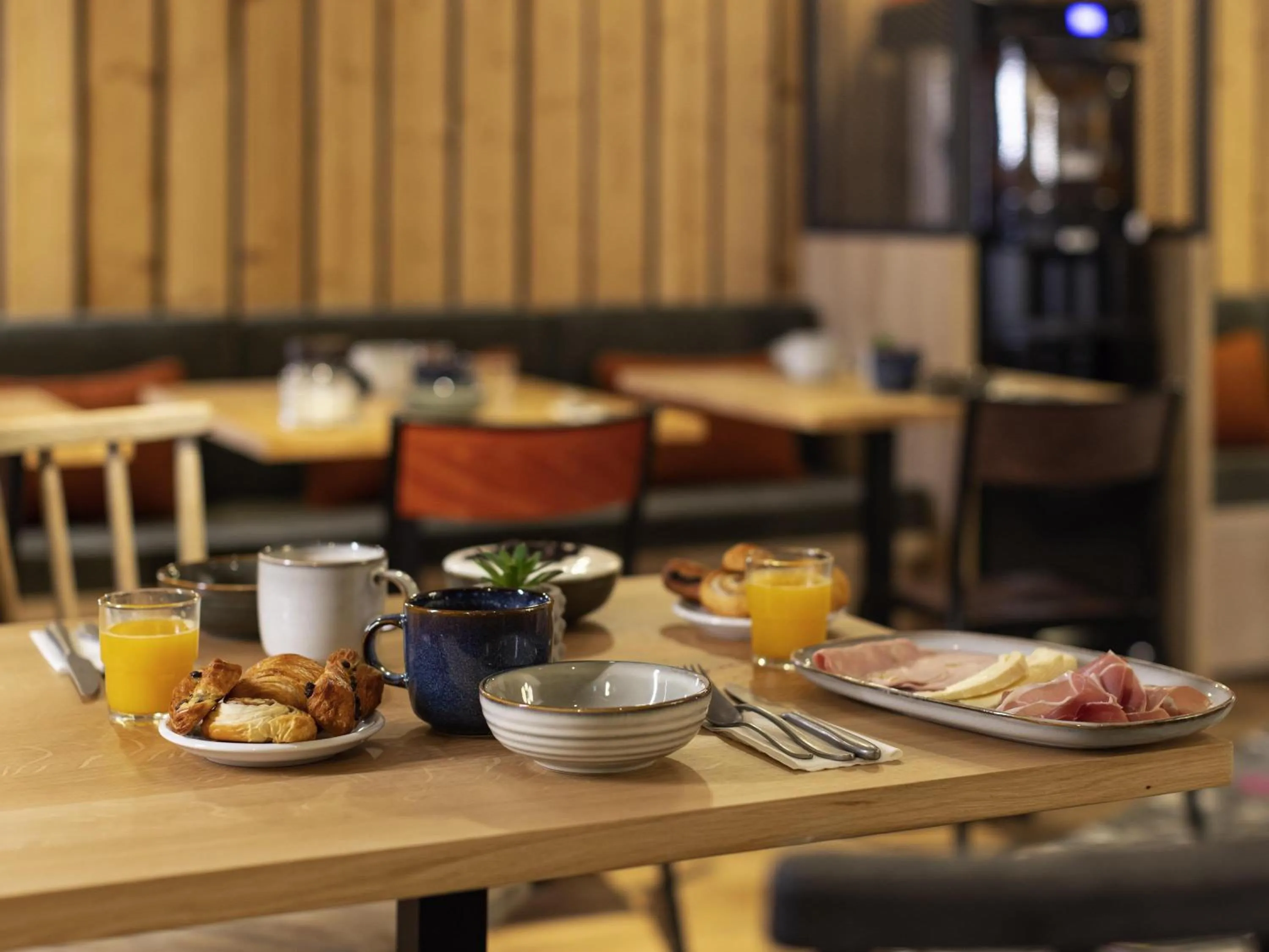 Breakfast in ibis Styles Les Houches Chamonix