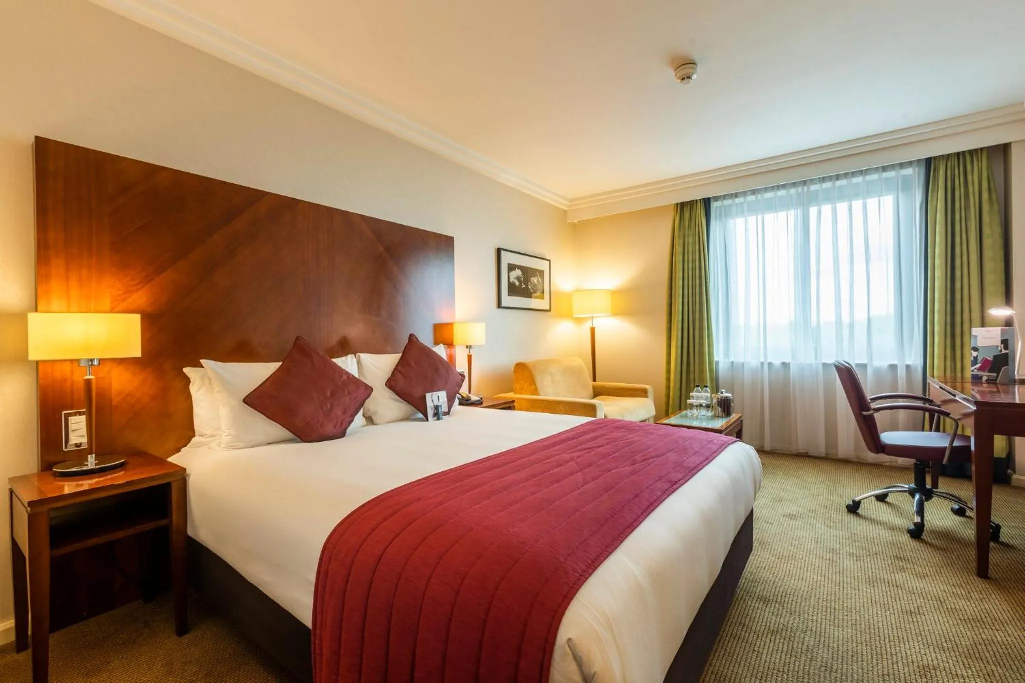Photo of the whole room, Bed in Crowne Plaza Birmingham NEC by IHG