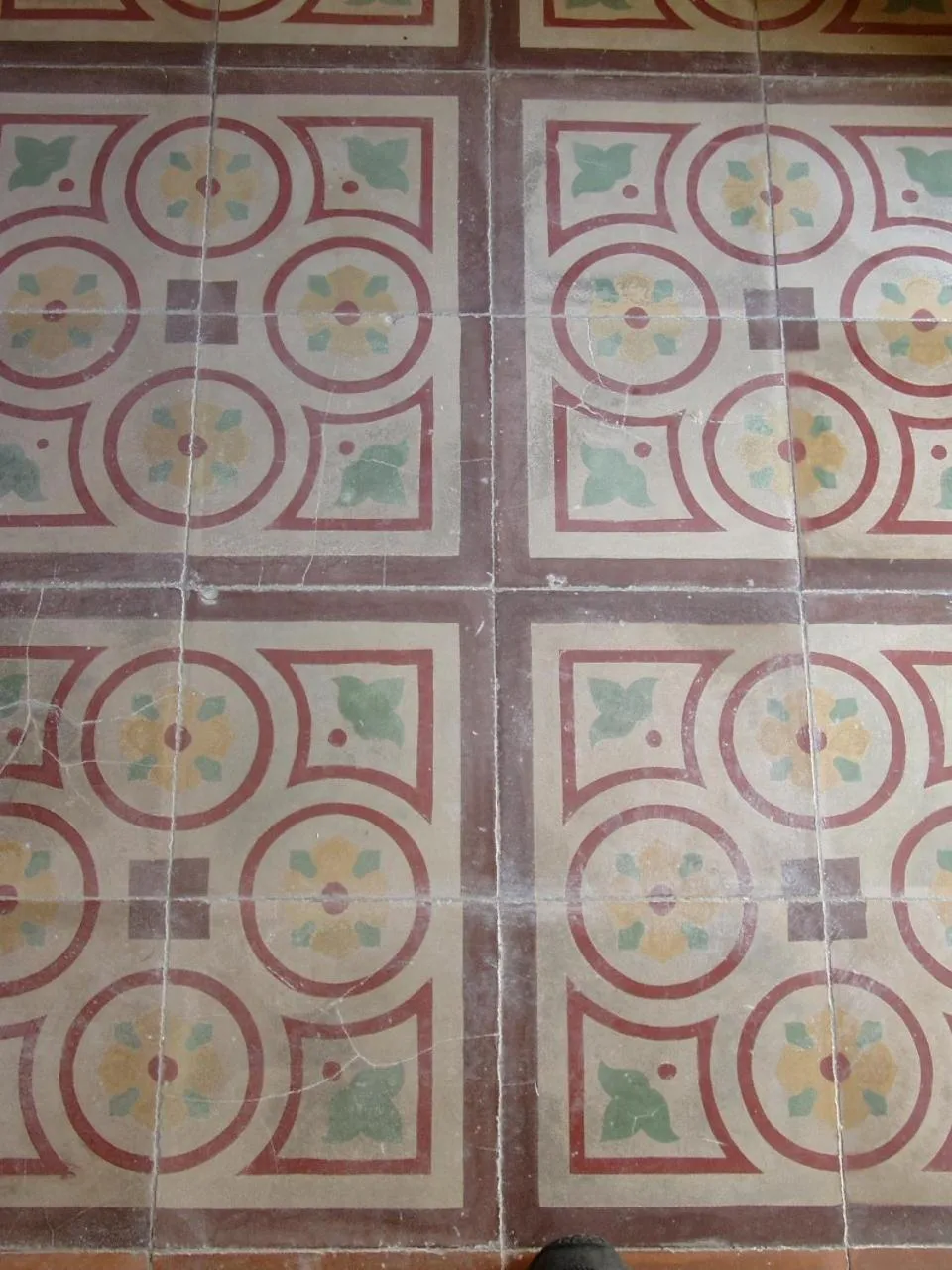 Decorative detail in Chicchi Di Melograno