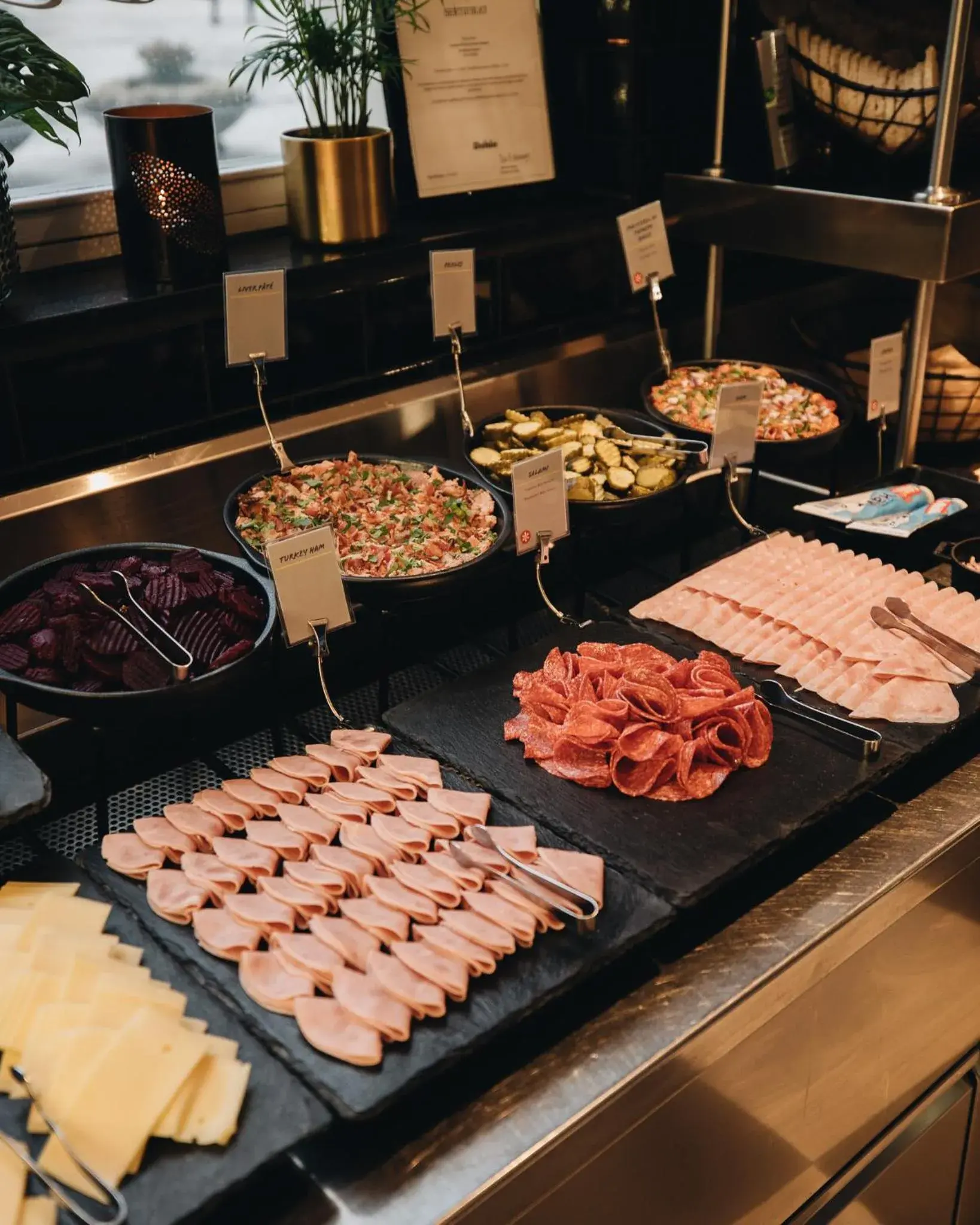 Buffet breakfast in Comfort Hotel Grand Central Buffet breakfast in Comfort Hotel Grand Central