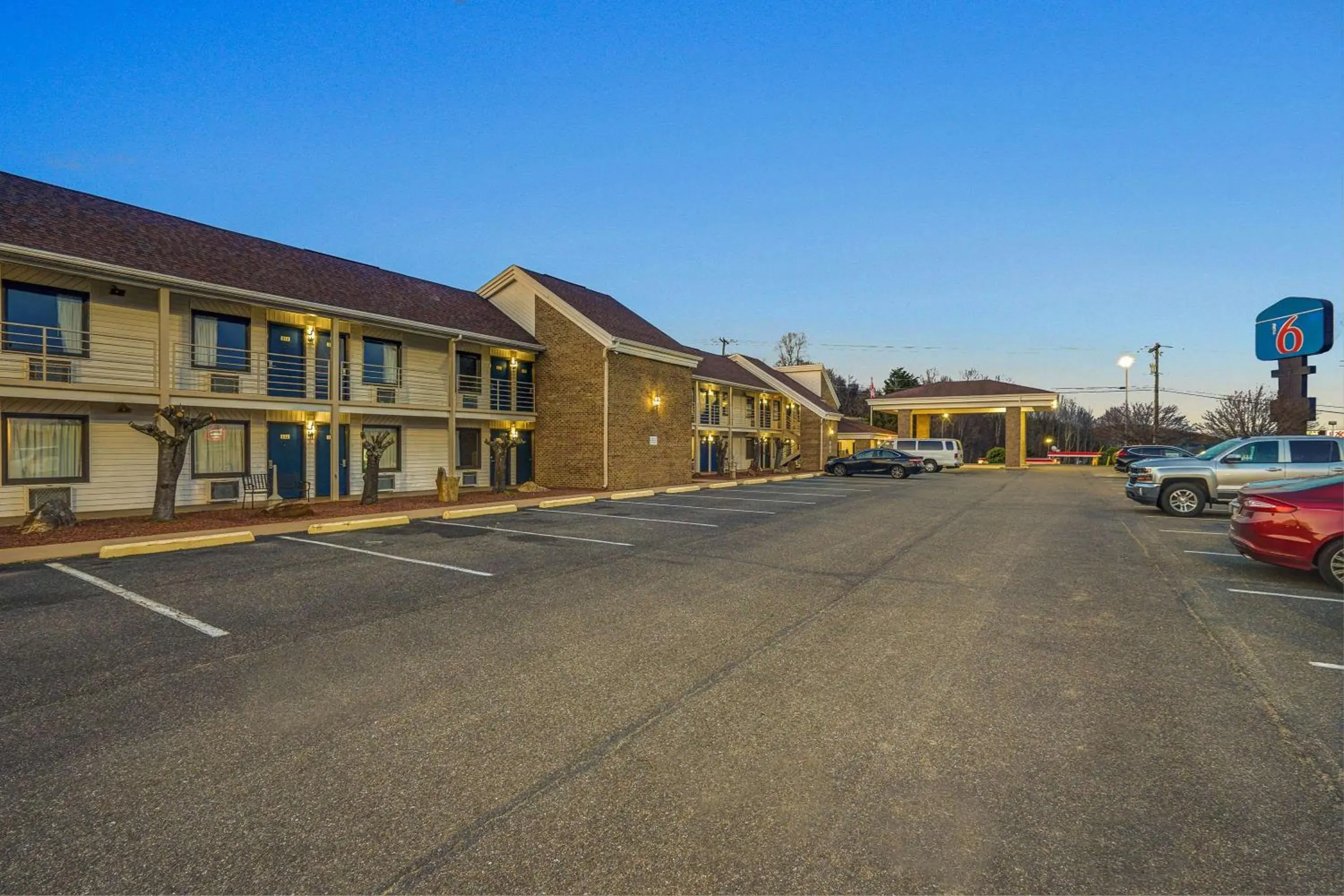 Property Building in Motel 6-Hillsville, VA Property Building in Motel 6-Hillsville, VA