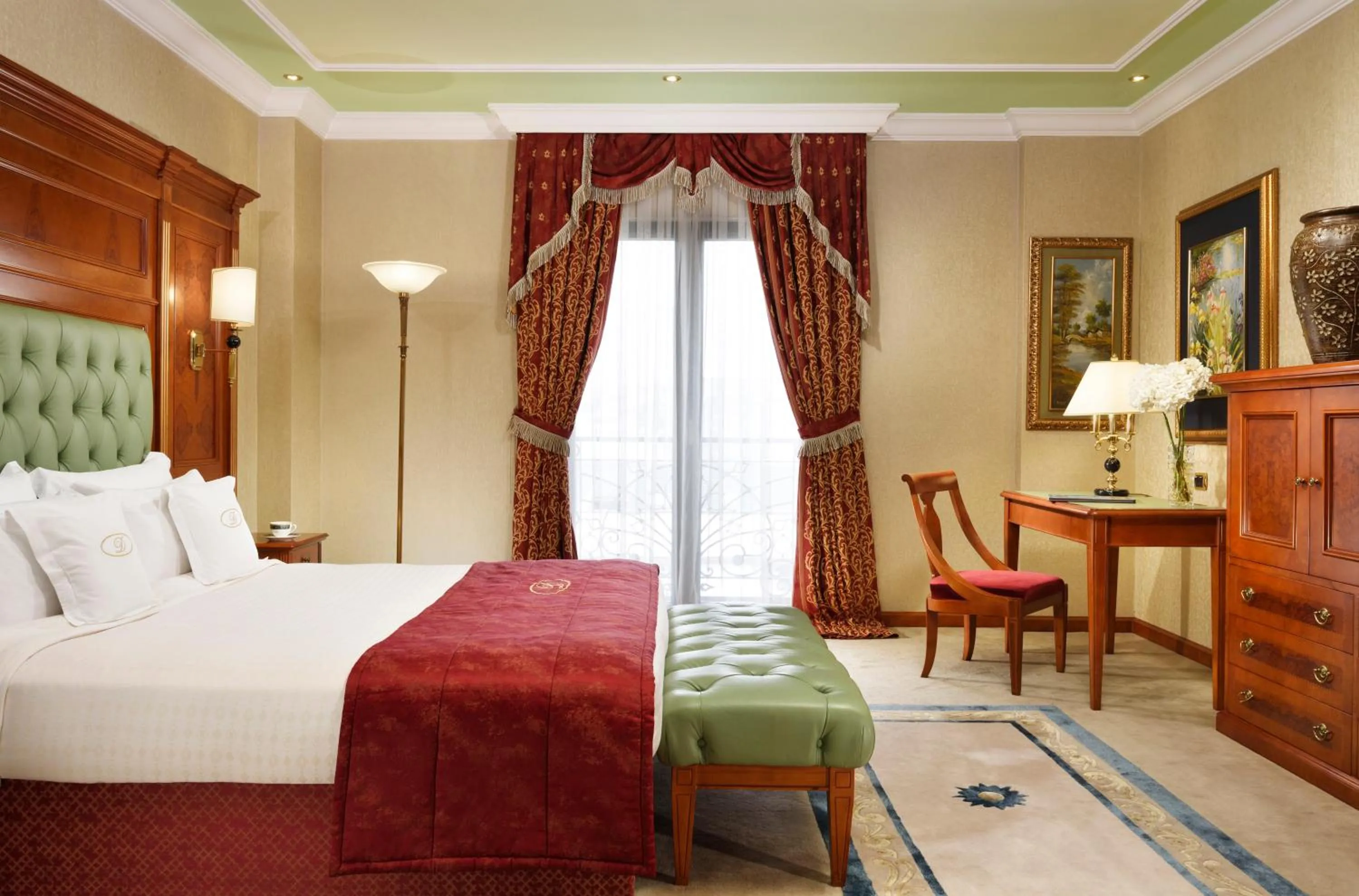 Bedroom, Bed in Swiss Diamond Hotel Prishtina