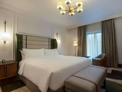 Fairmont King Room - single occupancy in Fairmont Cheshire The Mere Fairmont King Room - single occupancy in Fairmont Cheshire The Mere