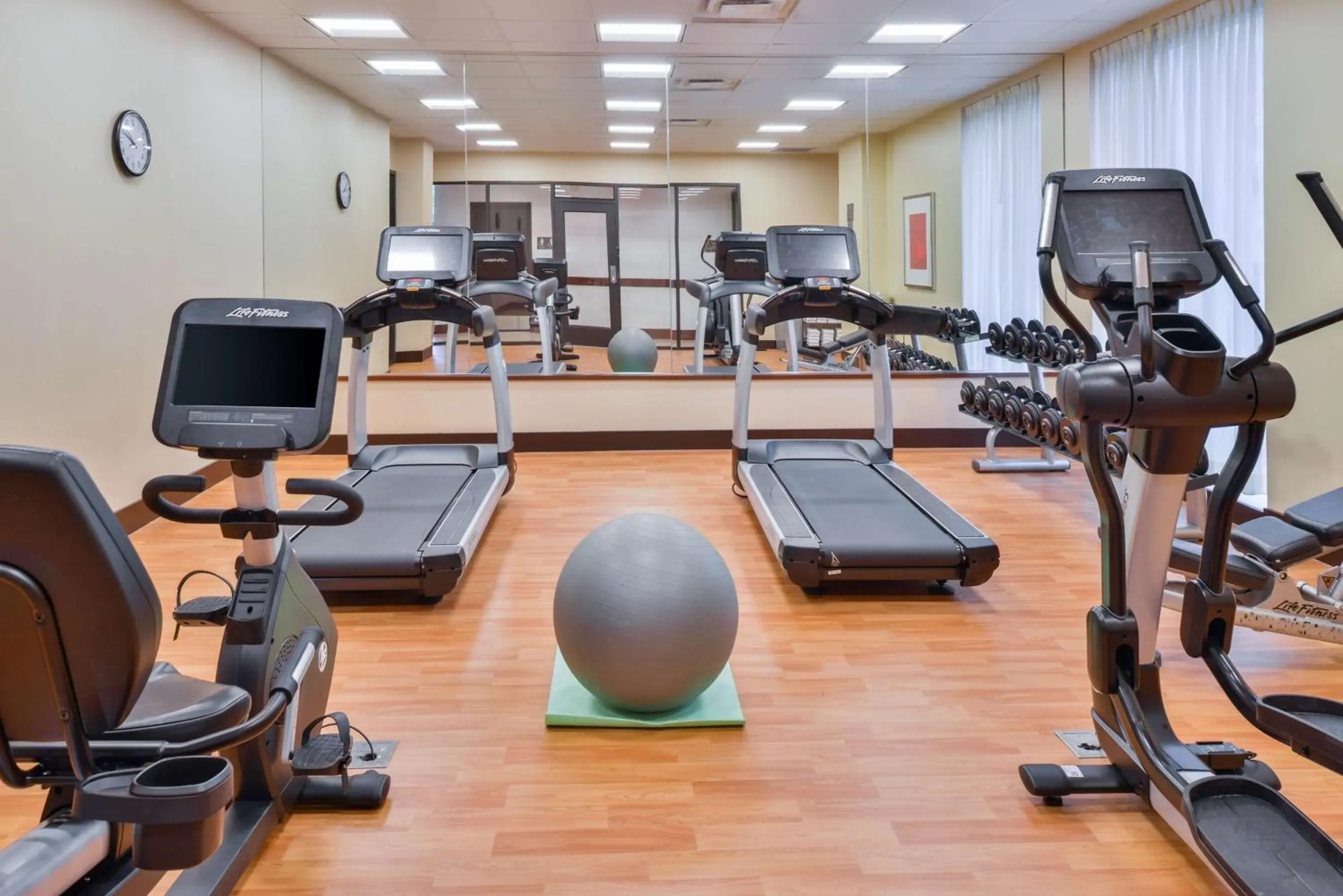 Fitness centre/facilities in Hyatt Place Herndon Dulles Airport - East Fitness centre/facilities in Hyatt Place Herndon Dulles Airport - East