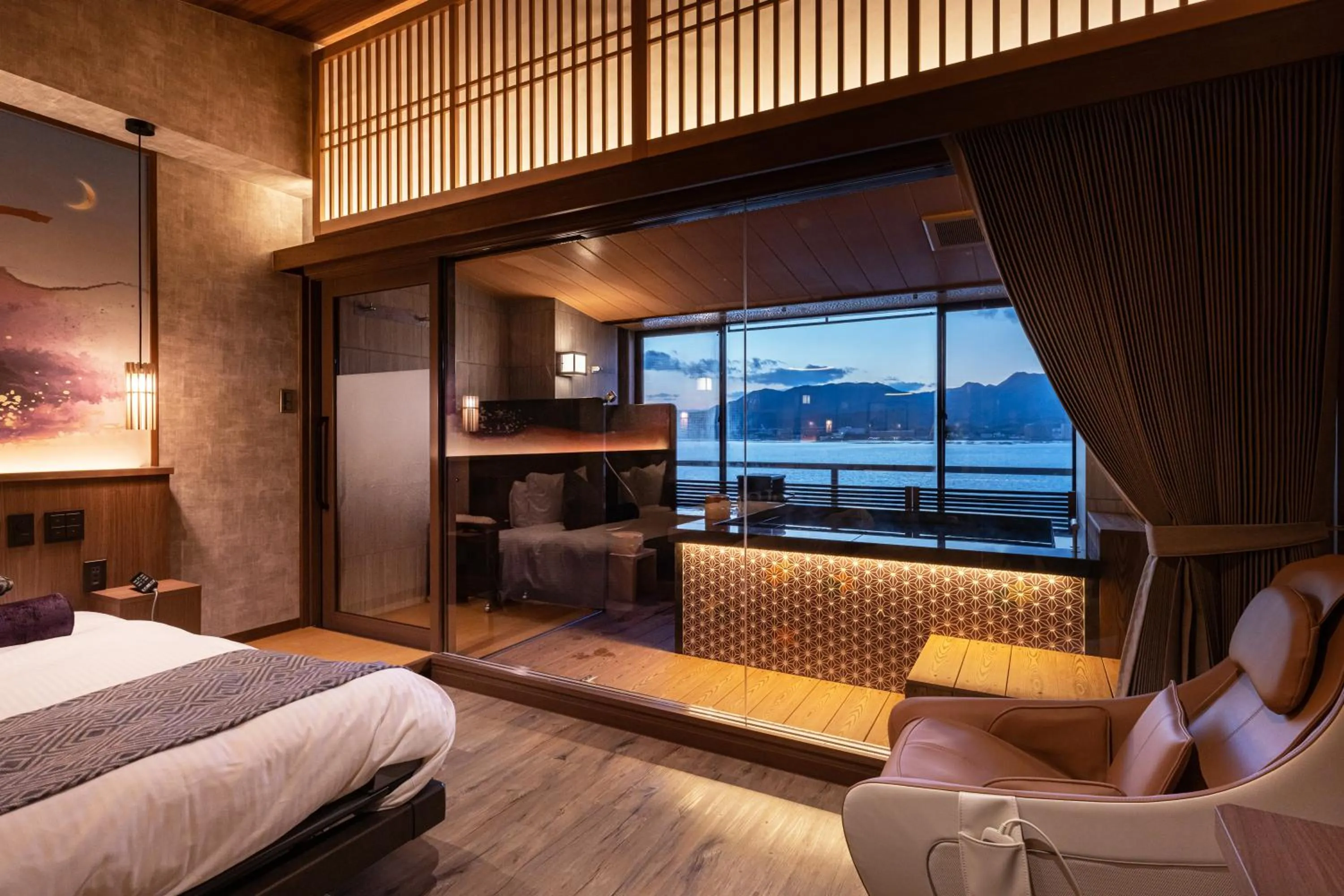 Photo of the whole room, Bed in Kinsuikan