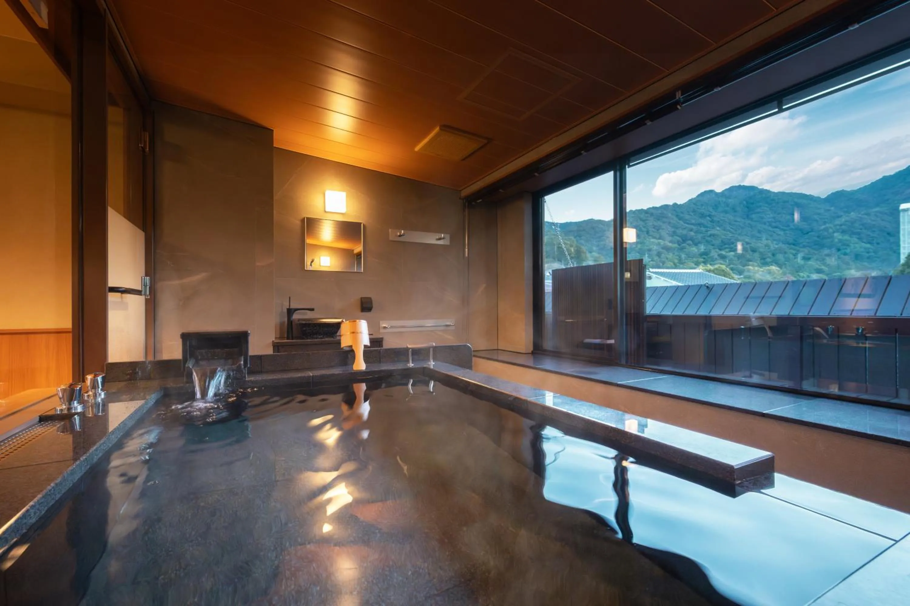 Bathroom in Kinsuikan