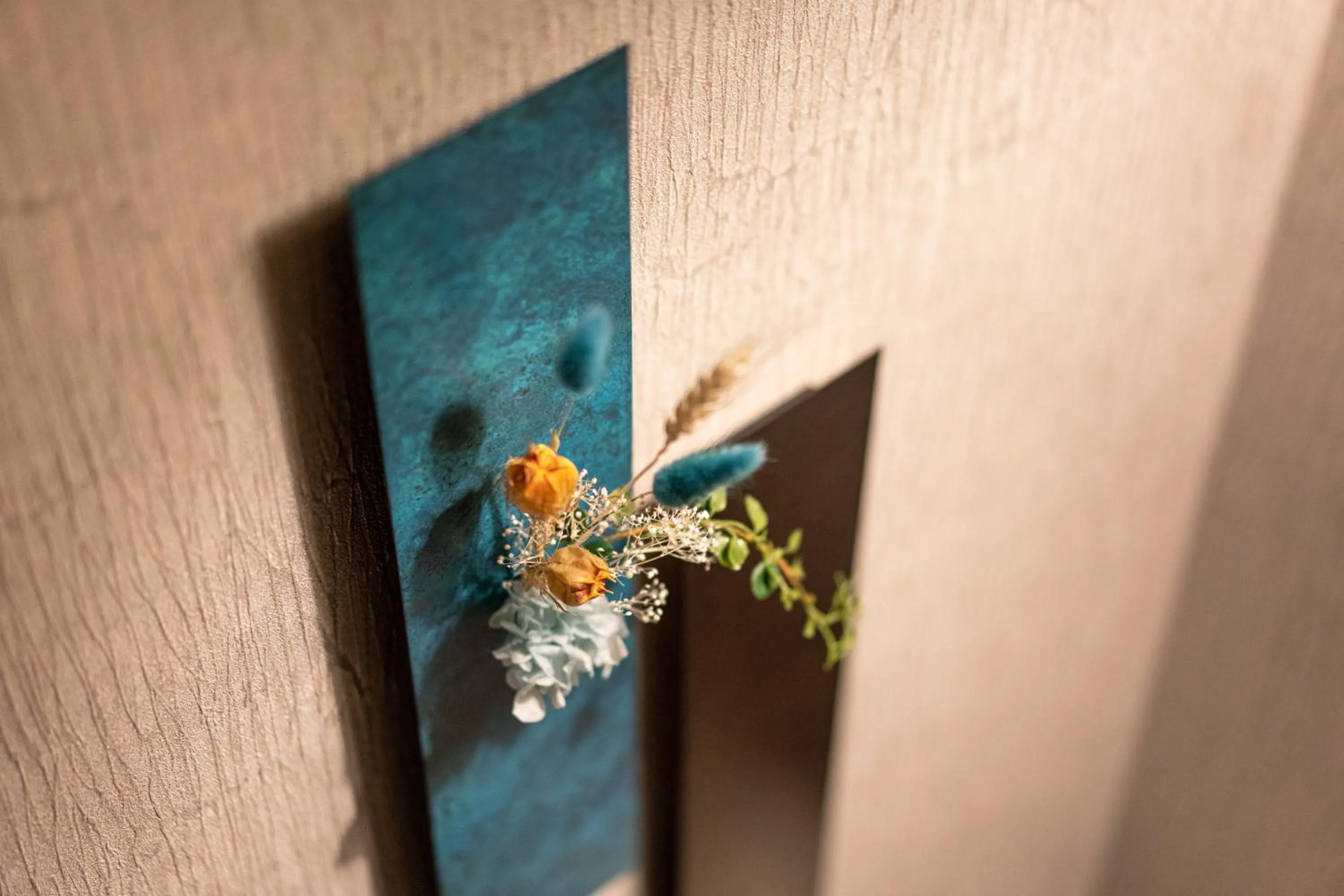 Decorative detail in Kinsuikan